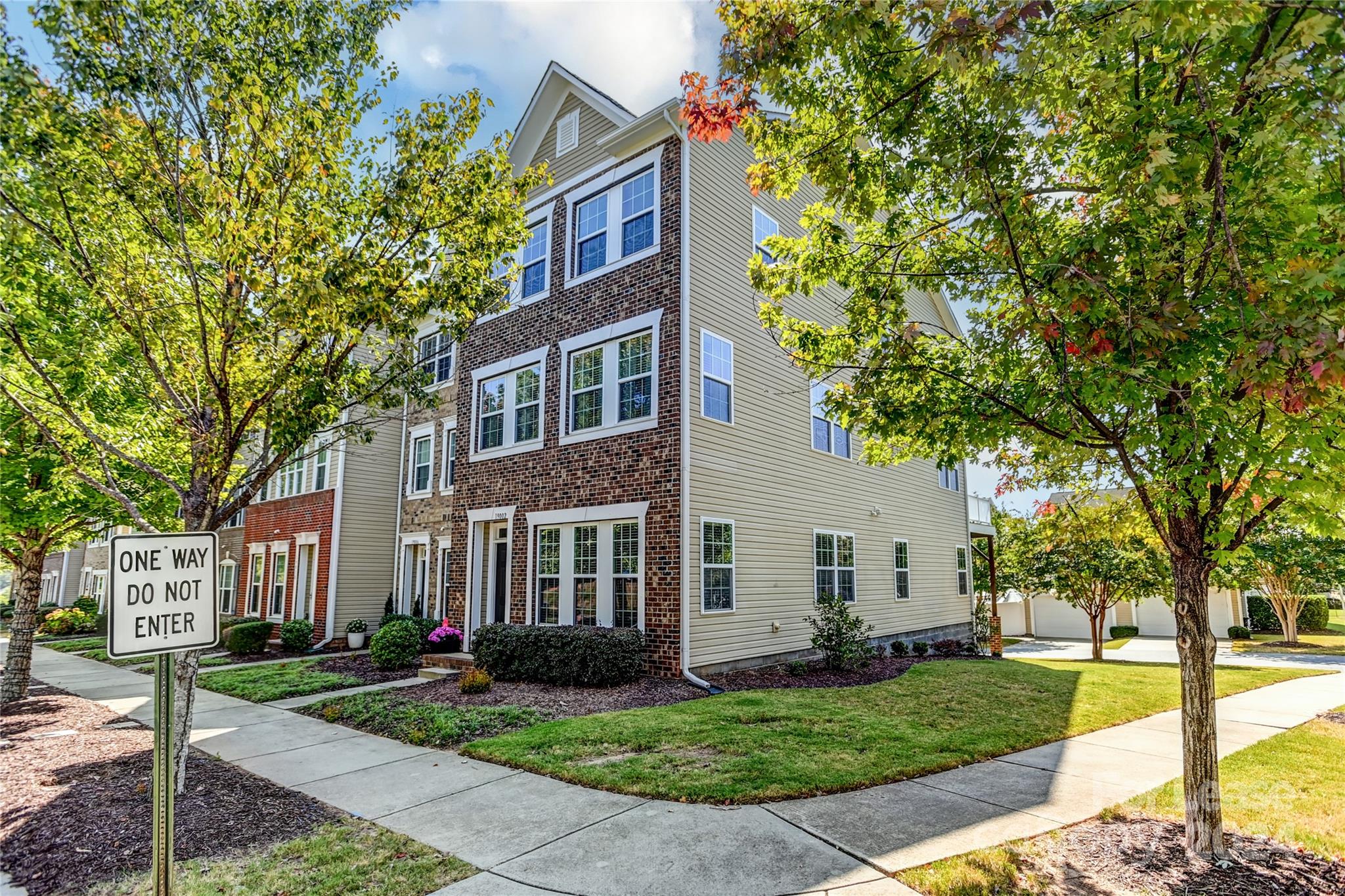 19002 Lake Breeze Drive