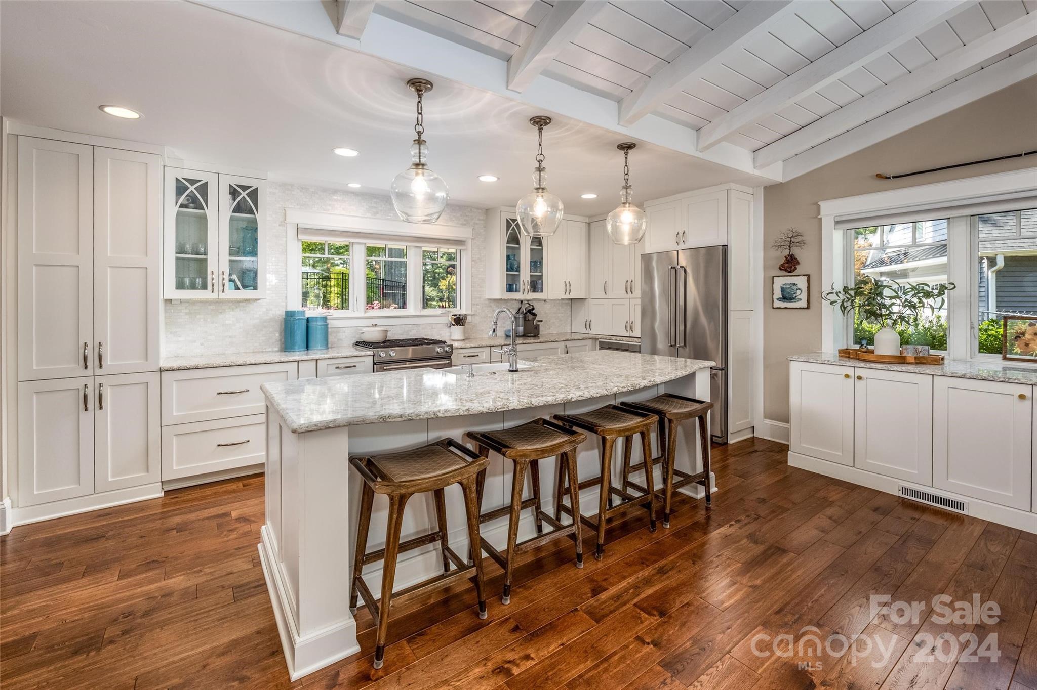 5032 Kiser Island Road