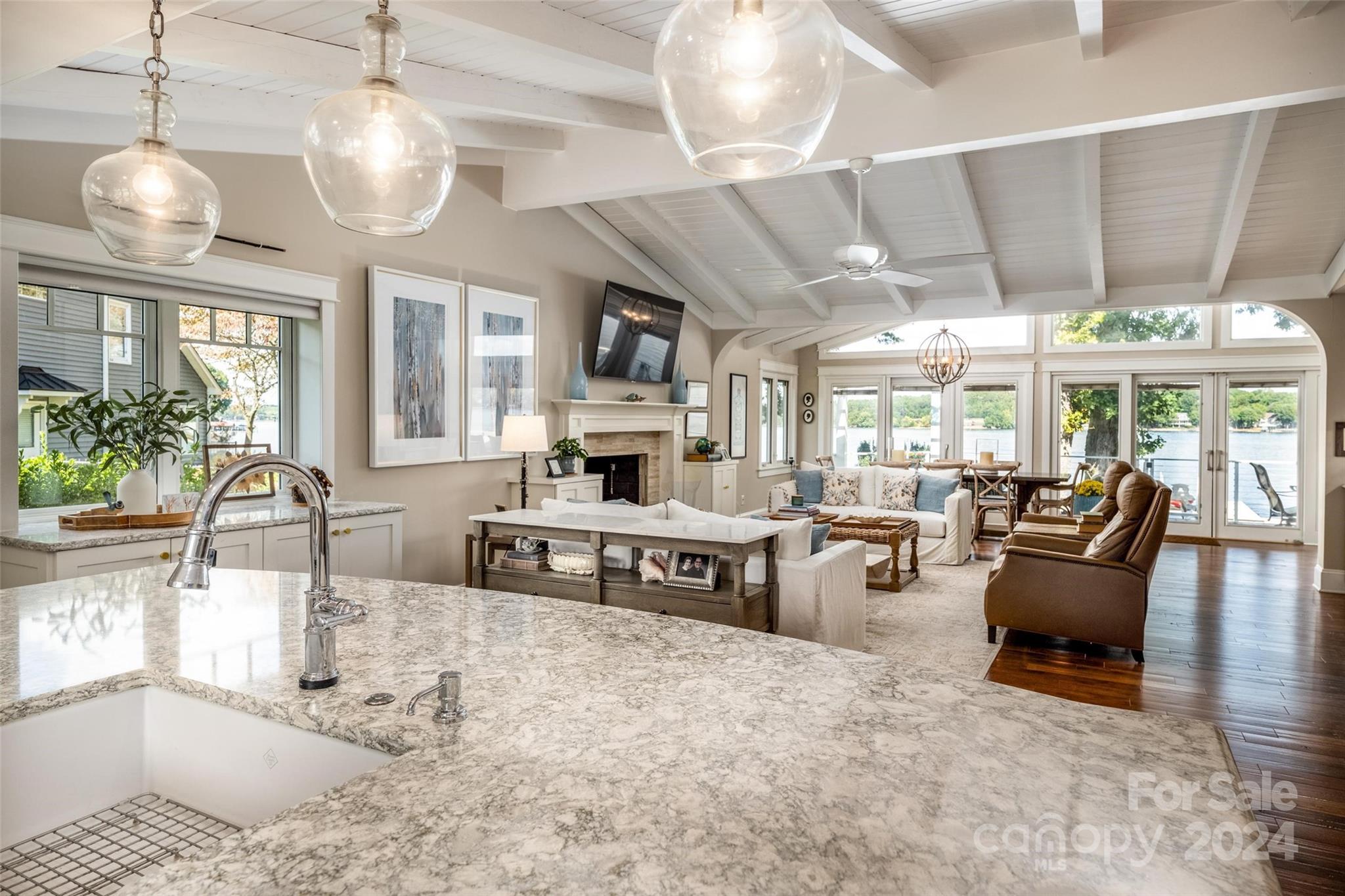 5032 Kiser Island Road