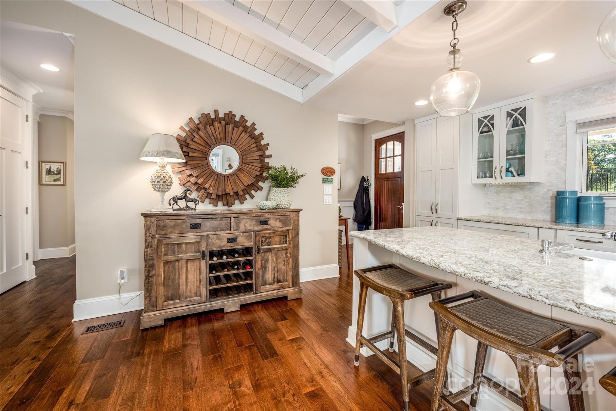 5032 Kiser Island Road