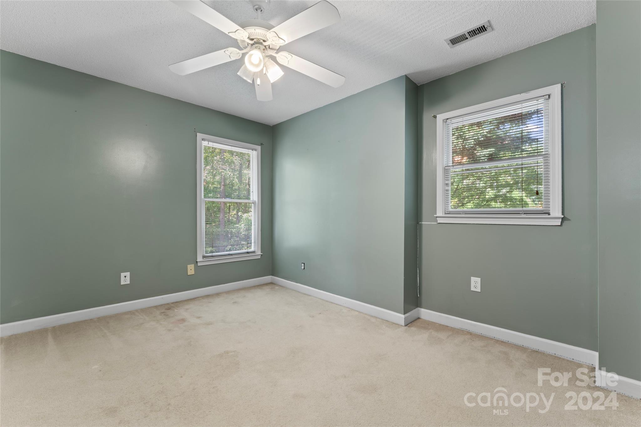 6235 Mountain Vine Avenue