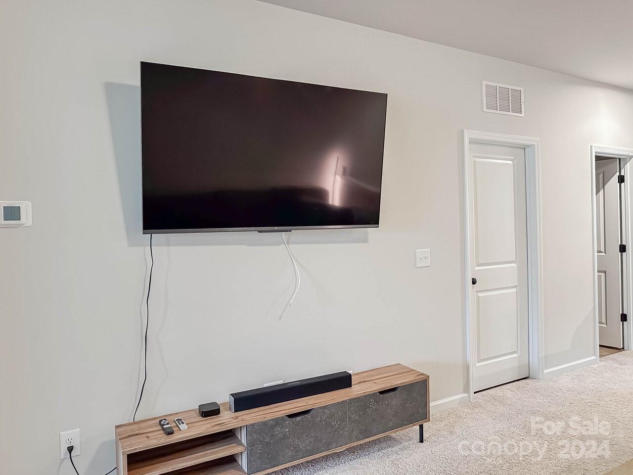 118 Berkeley Avenue Unit: C