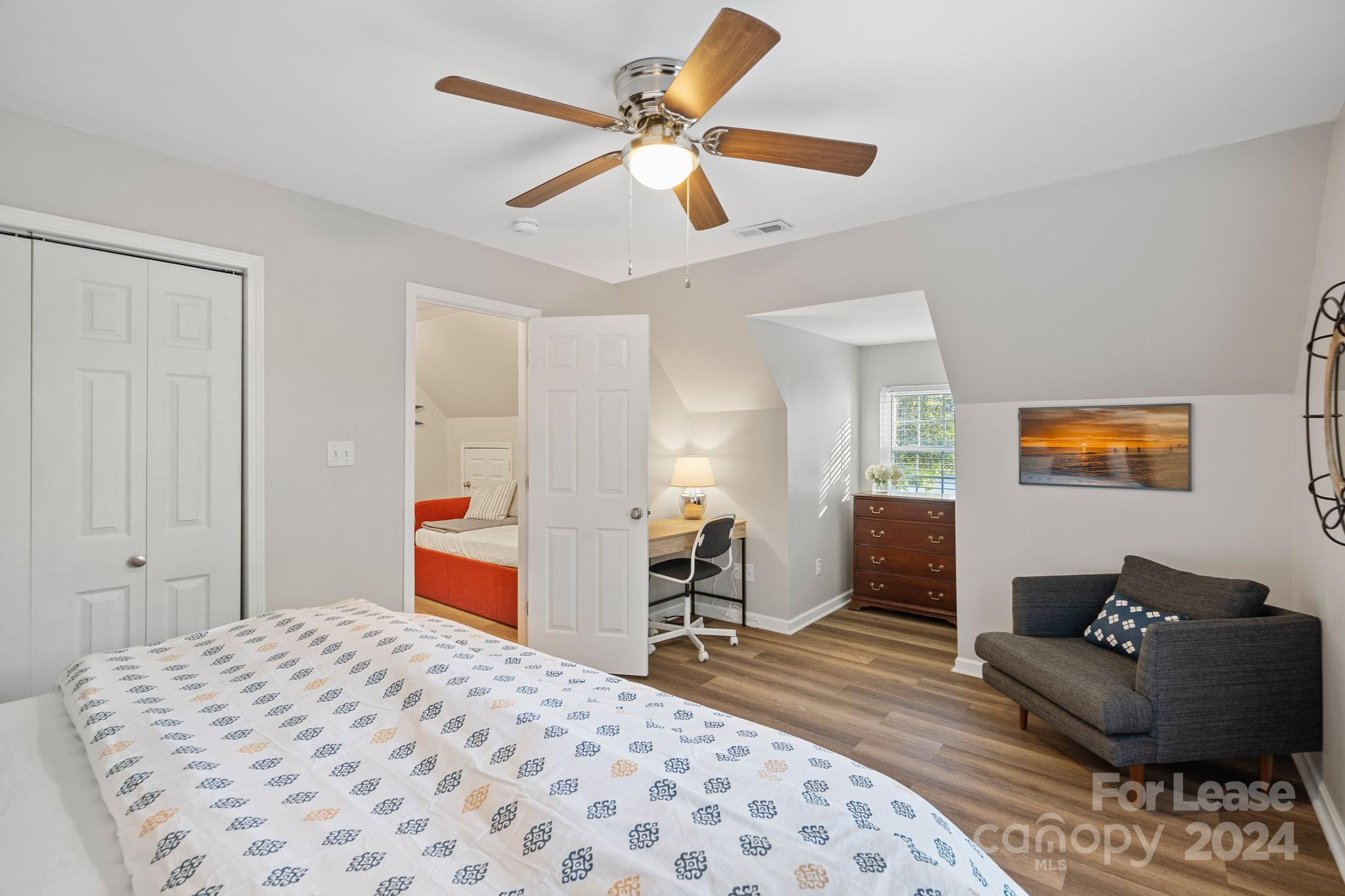 8276 Archies Point