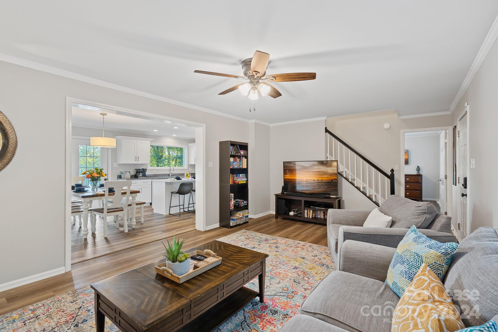 8276 Archies Point