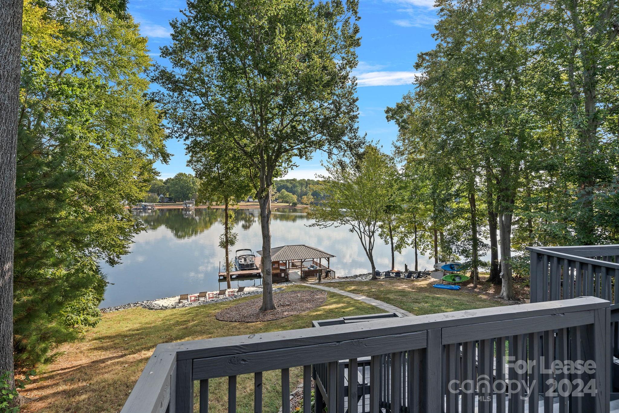 8276 Archies Point