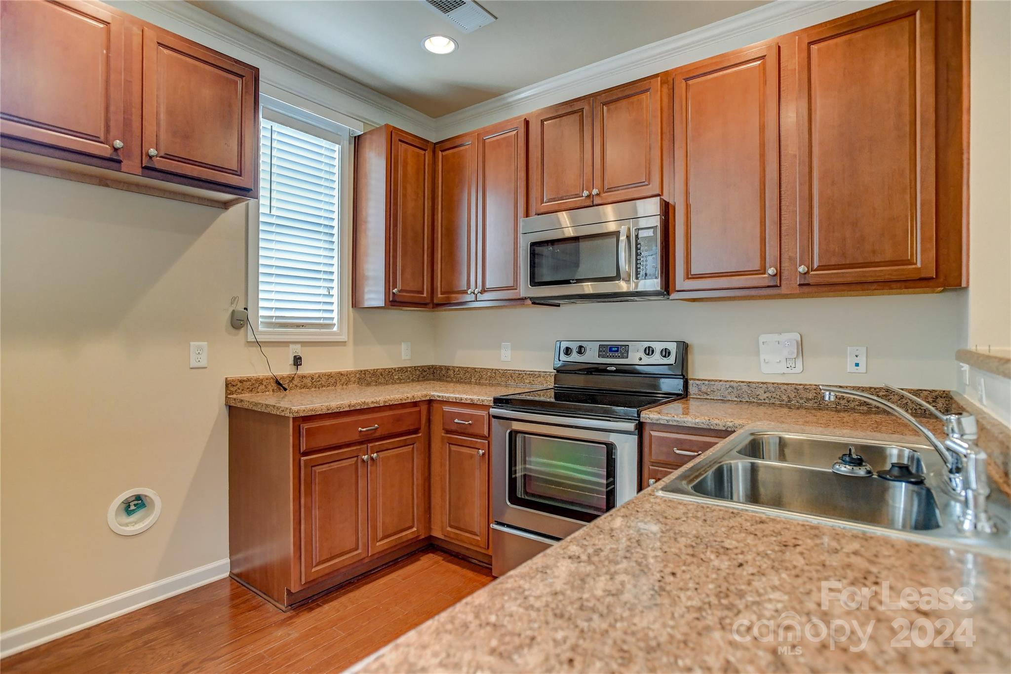 11177 Cedar Walk Lane