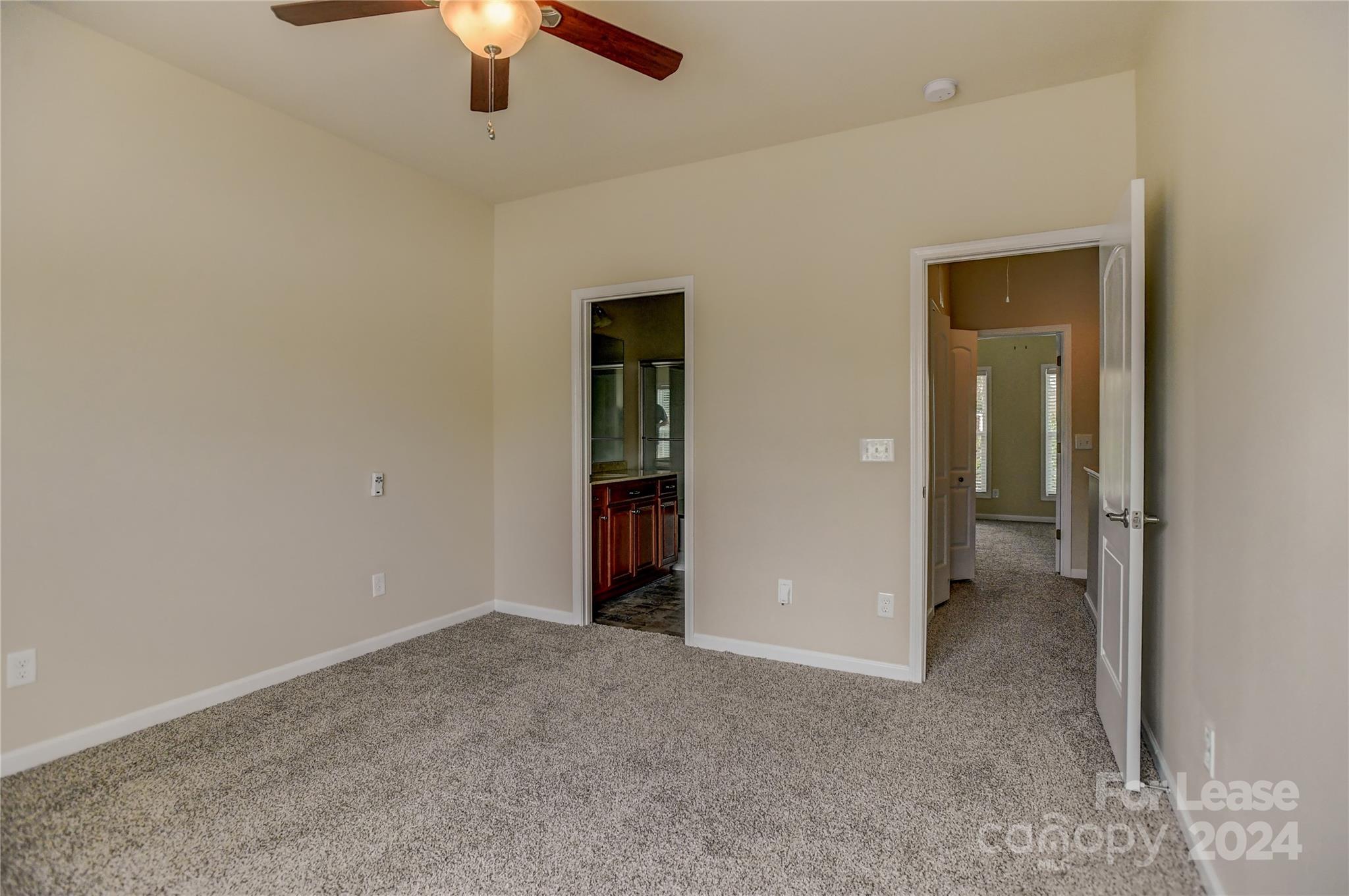 11177 Cedar Walk Lane