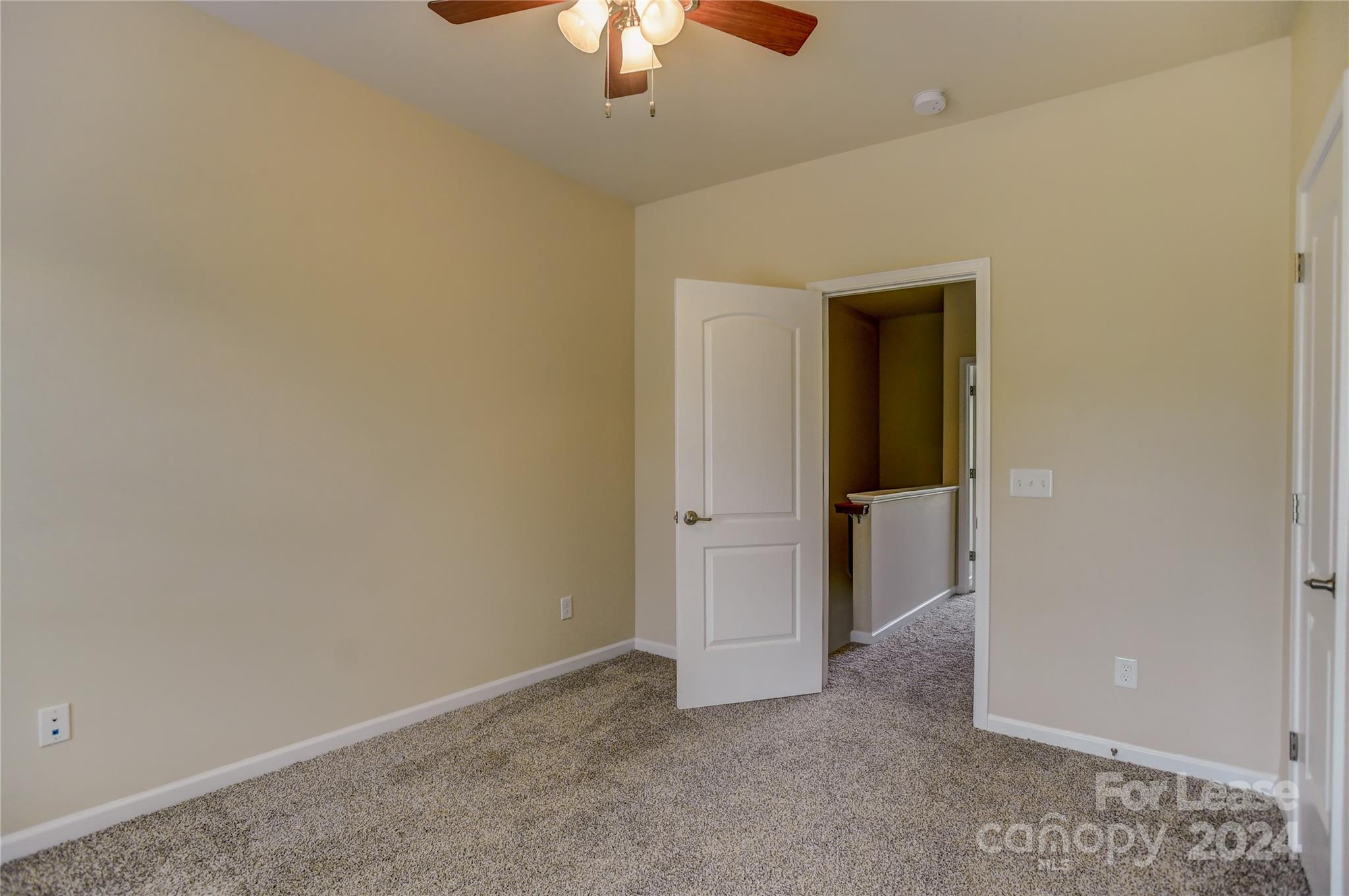 11177 Cedar Walk Lane