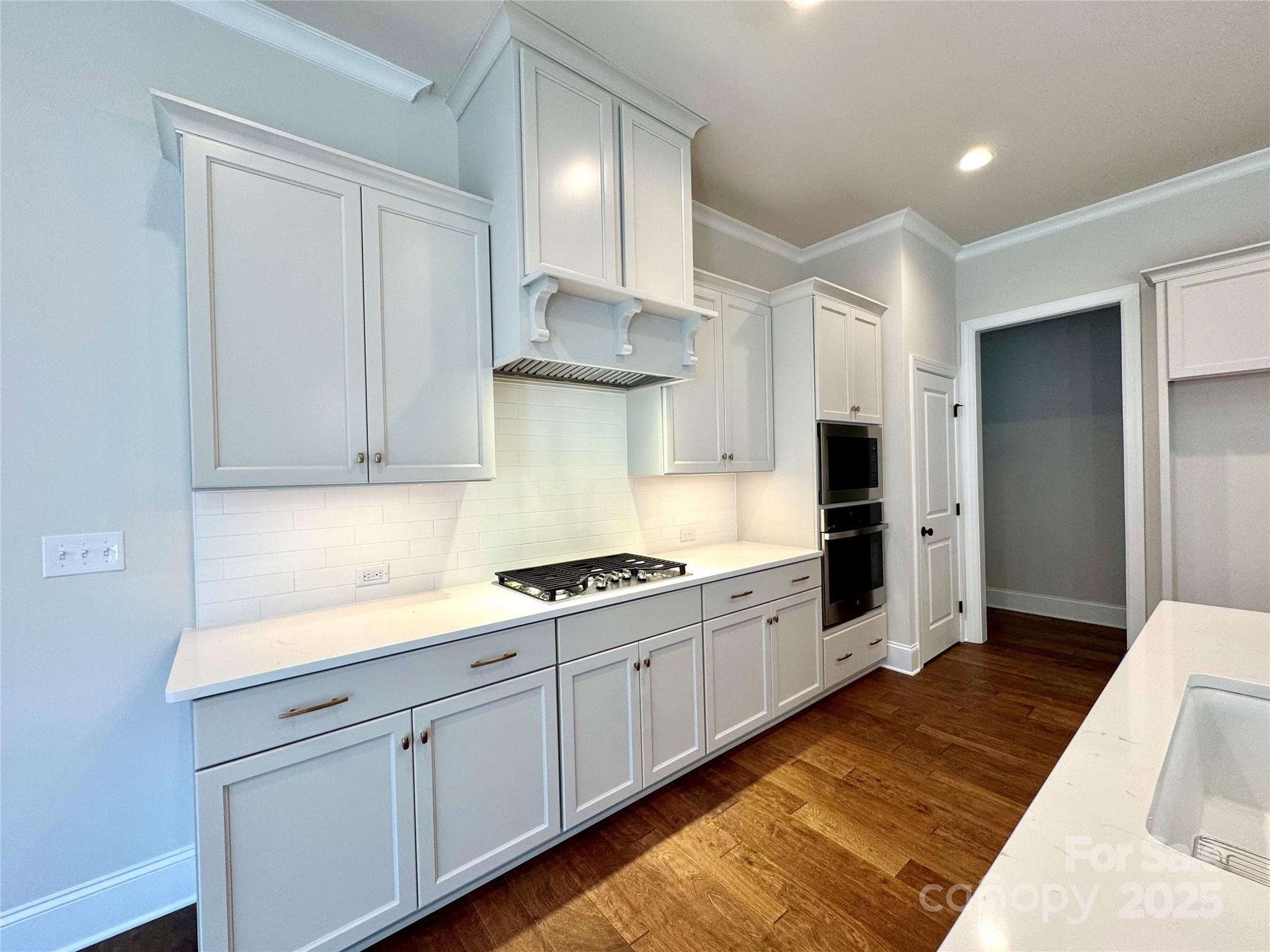 7667 Maple Bluff Lane Unit: 53