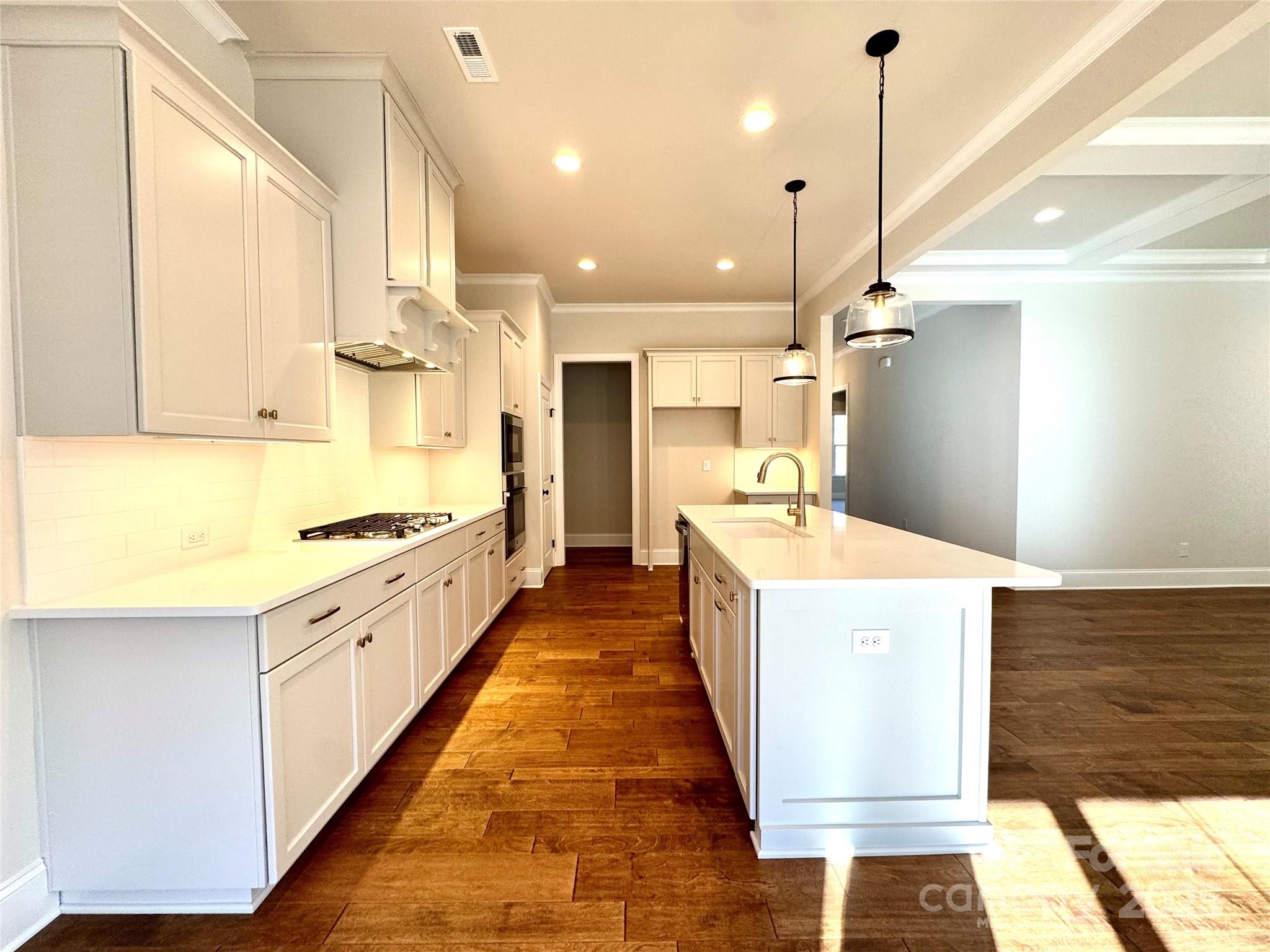 7667 Maple Bluff Lane Unit: 53