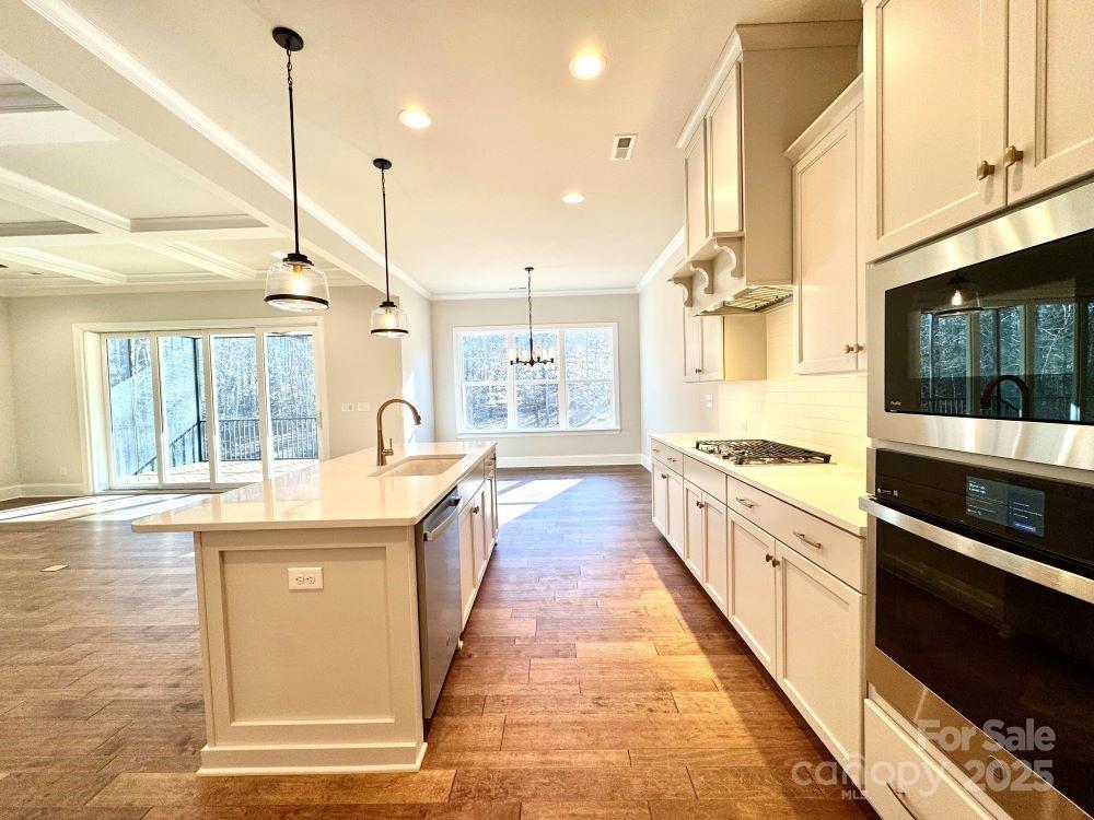 7667 Maple Bluff Lane Unit: 53