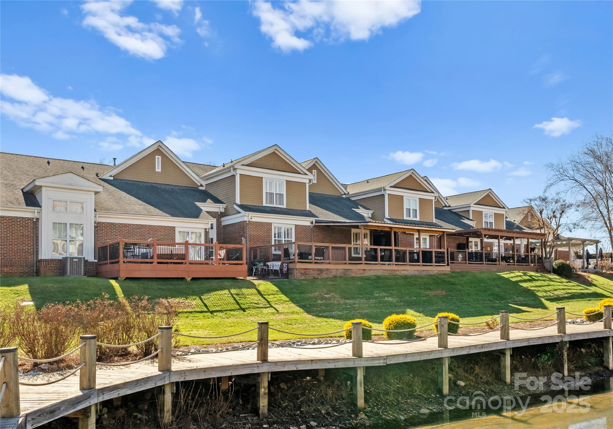 18409 Harborside Drive