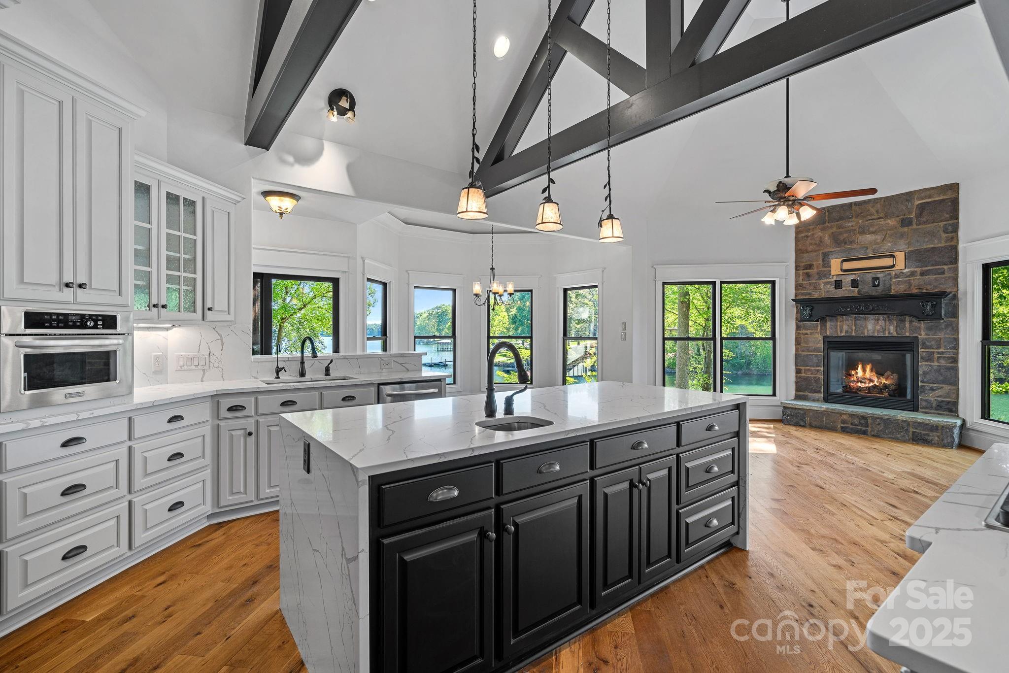 4786 Heather Lane