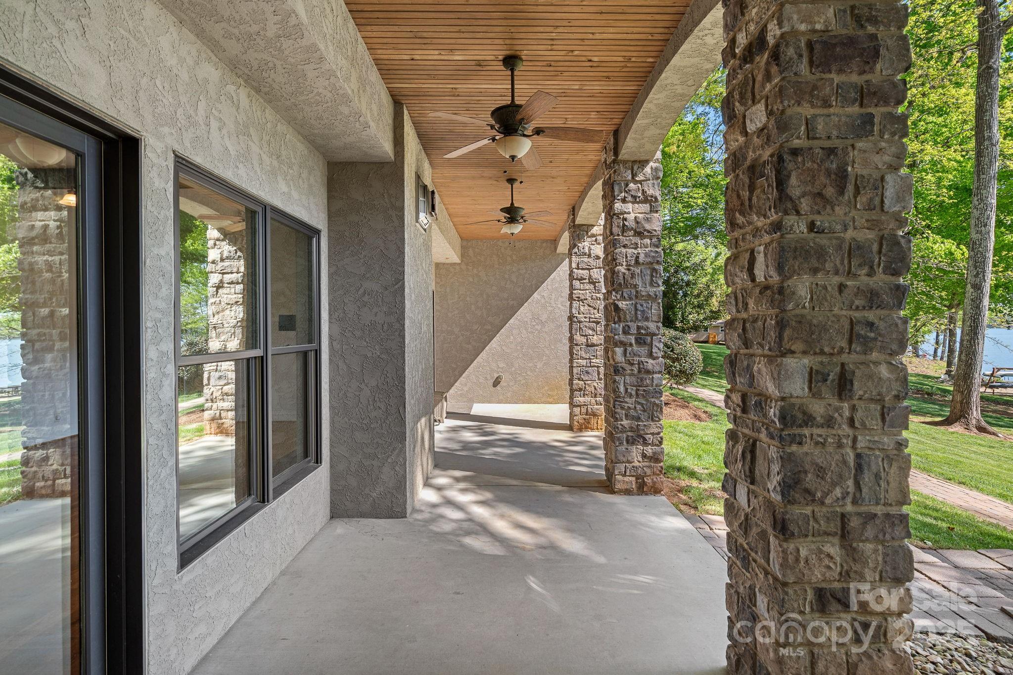 4786 Heather Lane