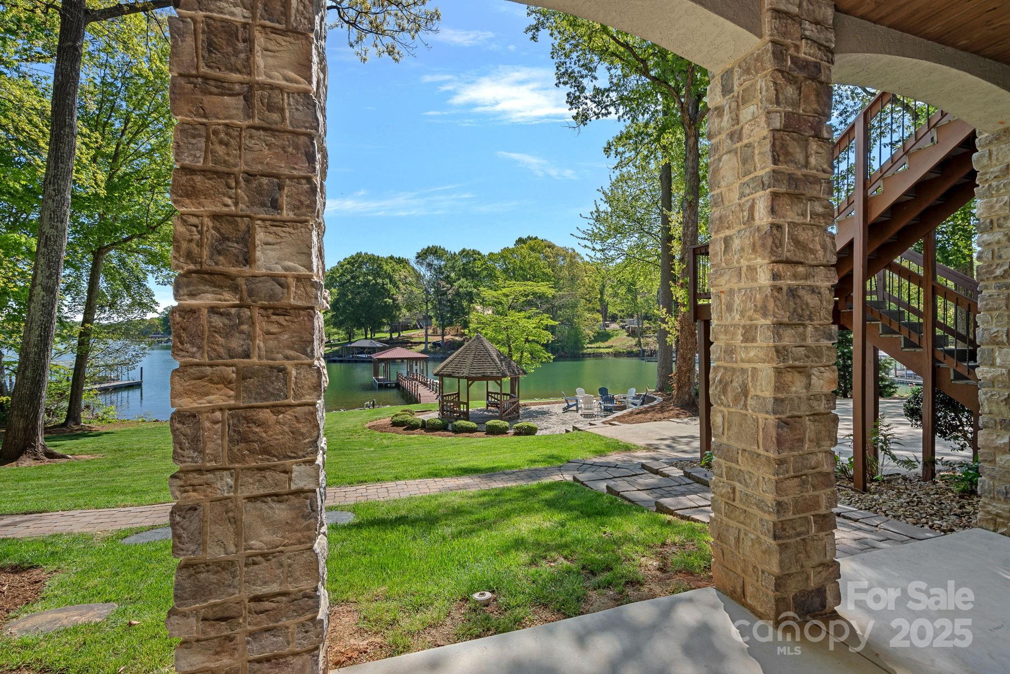 4786 Heather Lane
