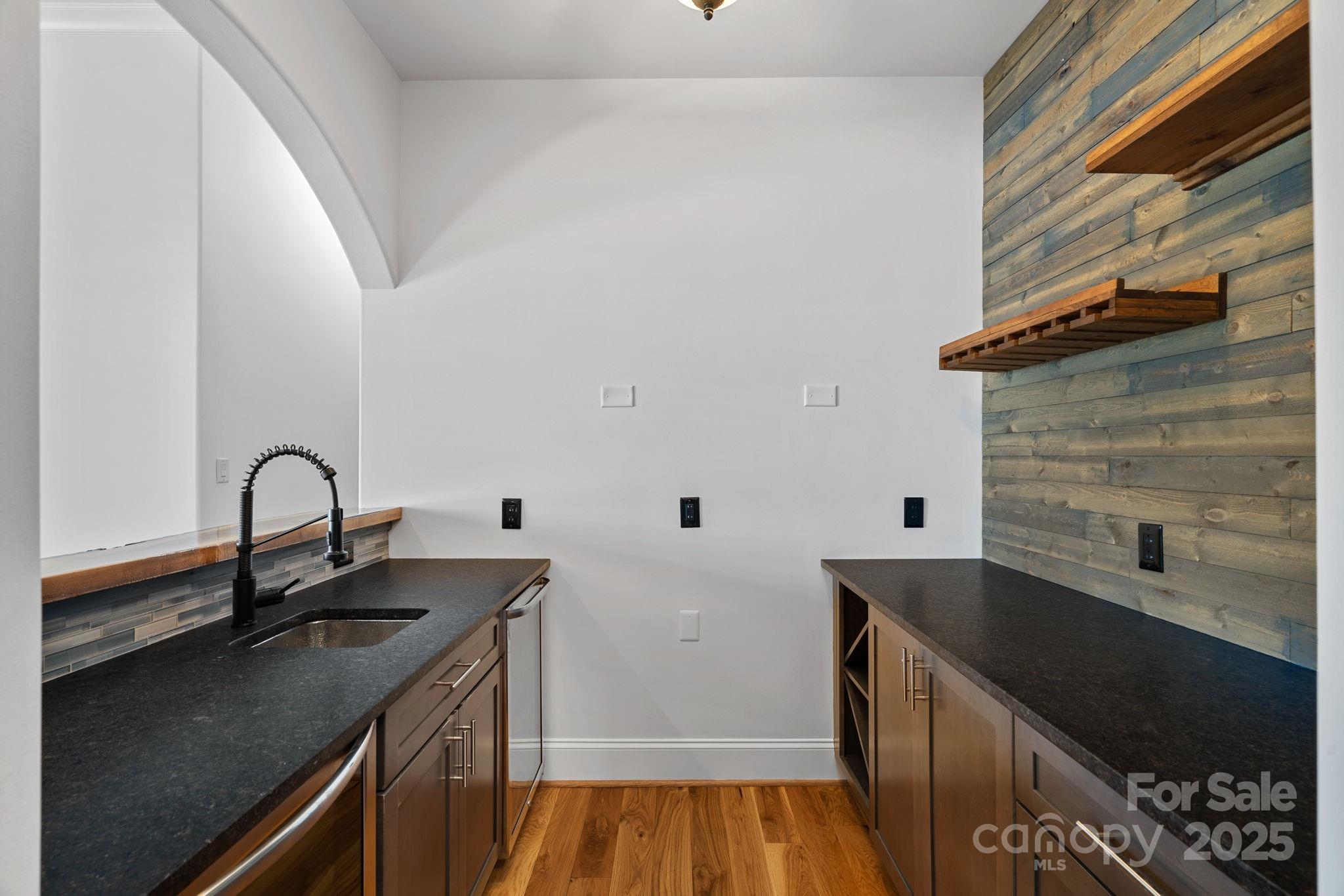 4786 Heather Lane