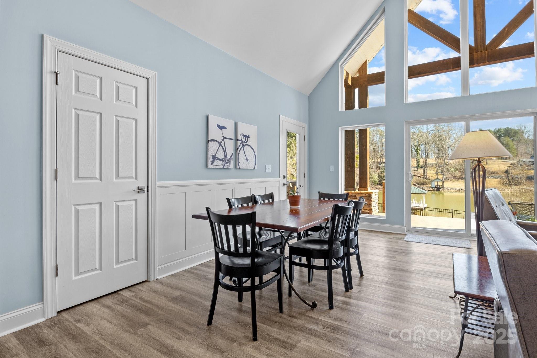 3907 Reid Circle