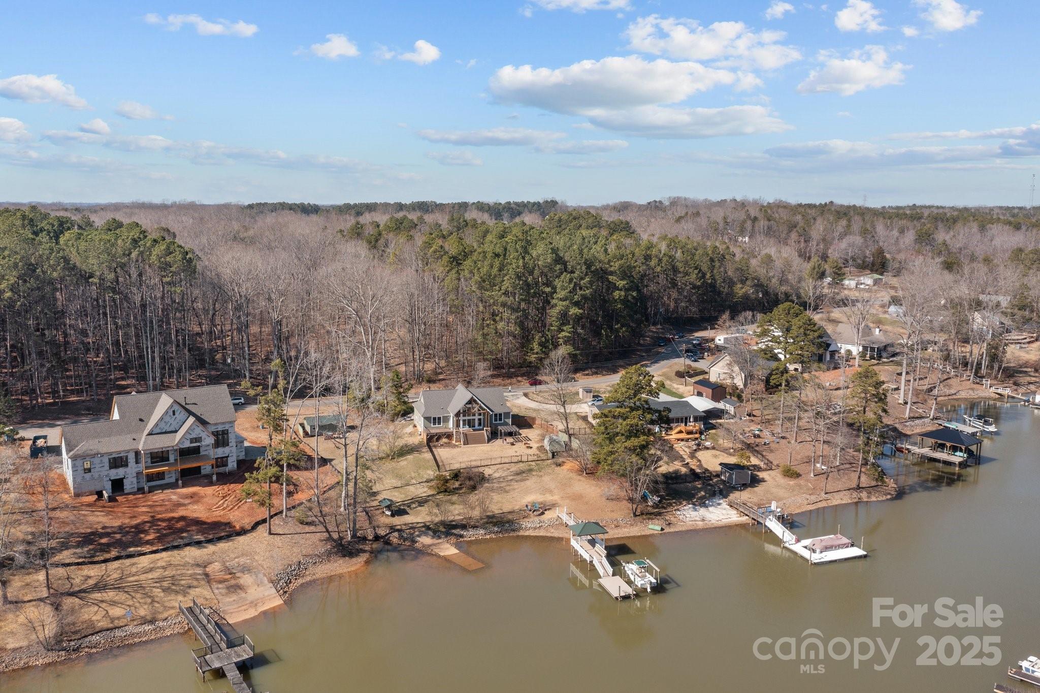 3907 Reid Circle
