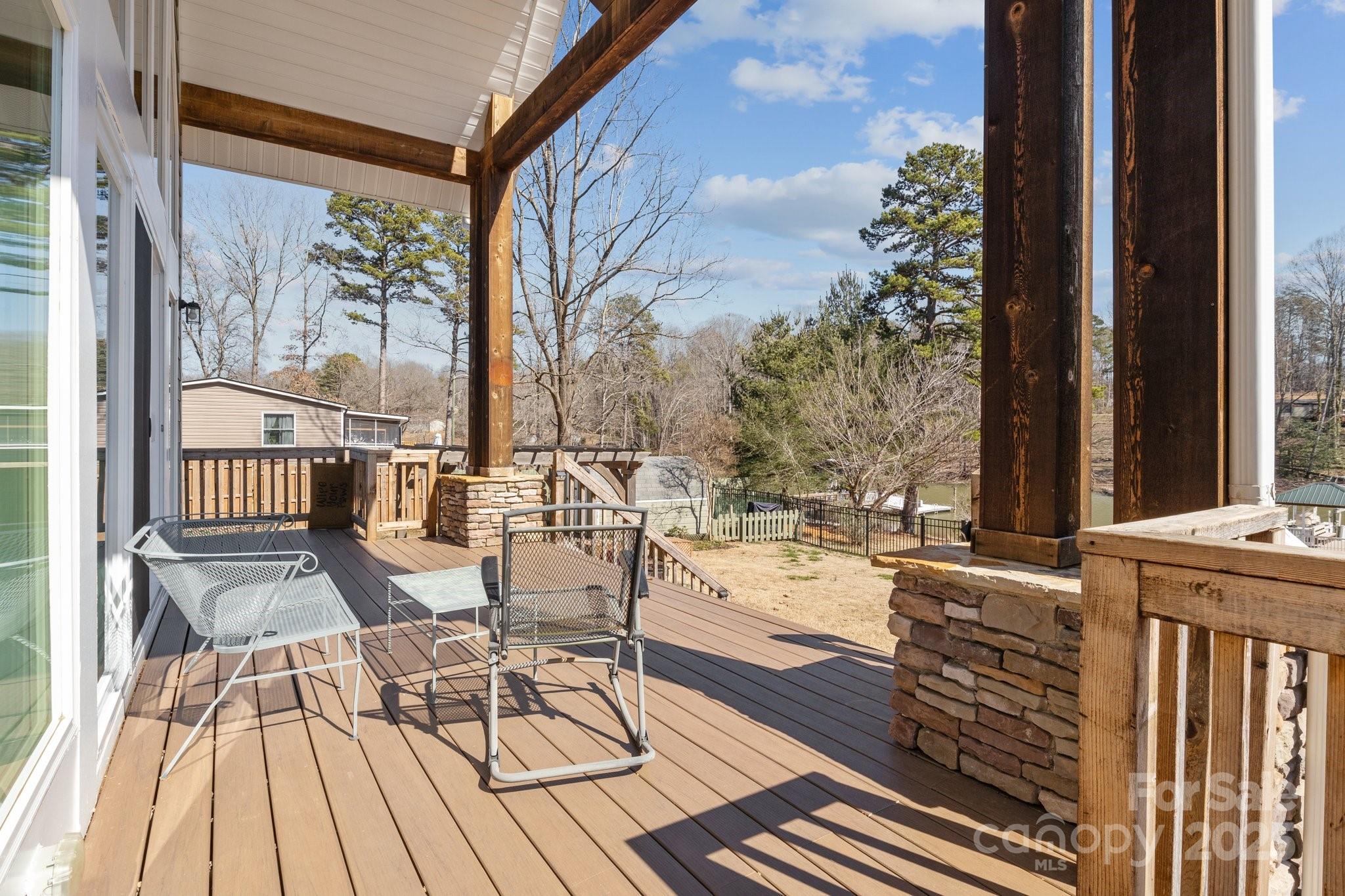 3907 Reid Circle
