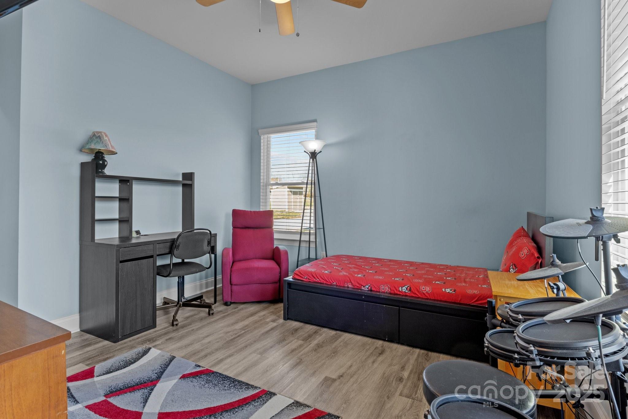 3907 Reid Circle
