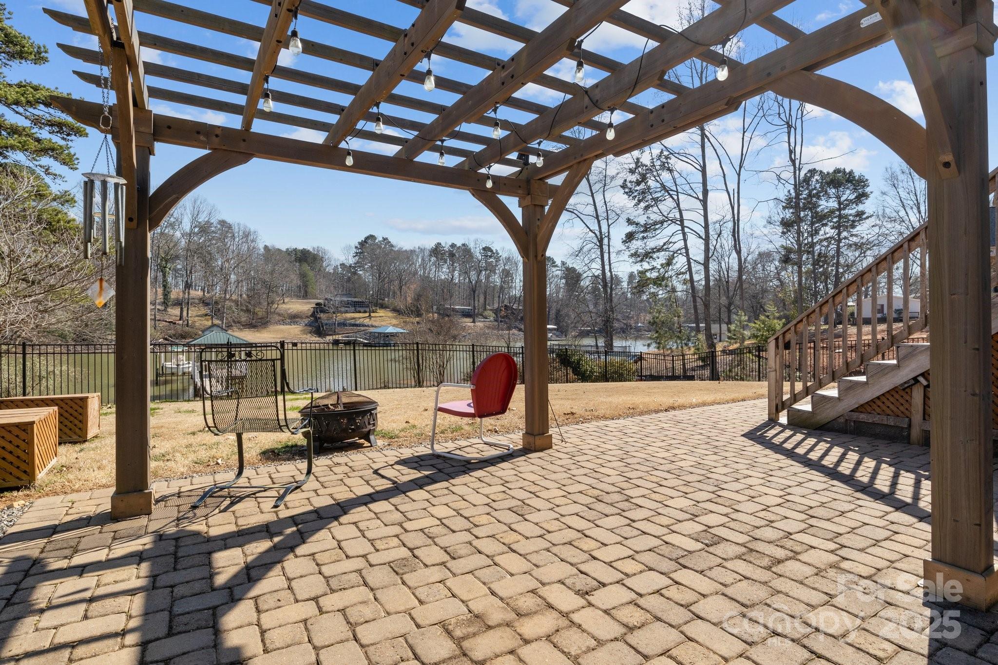 3907 Reid Circle