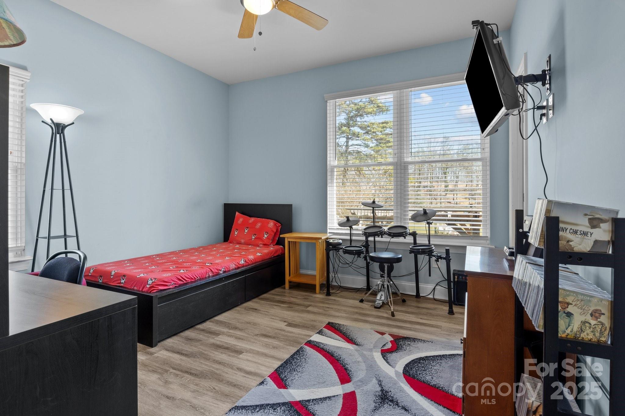 3907 Reid Circle