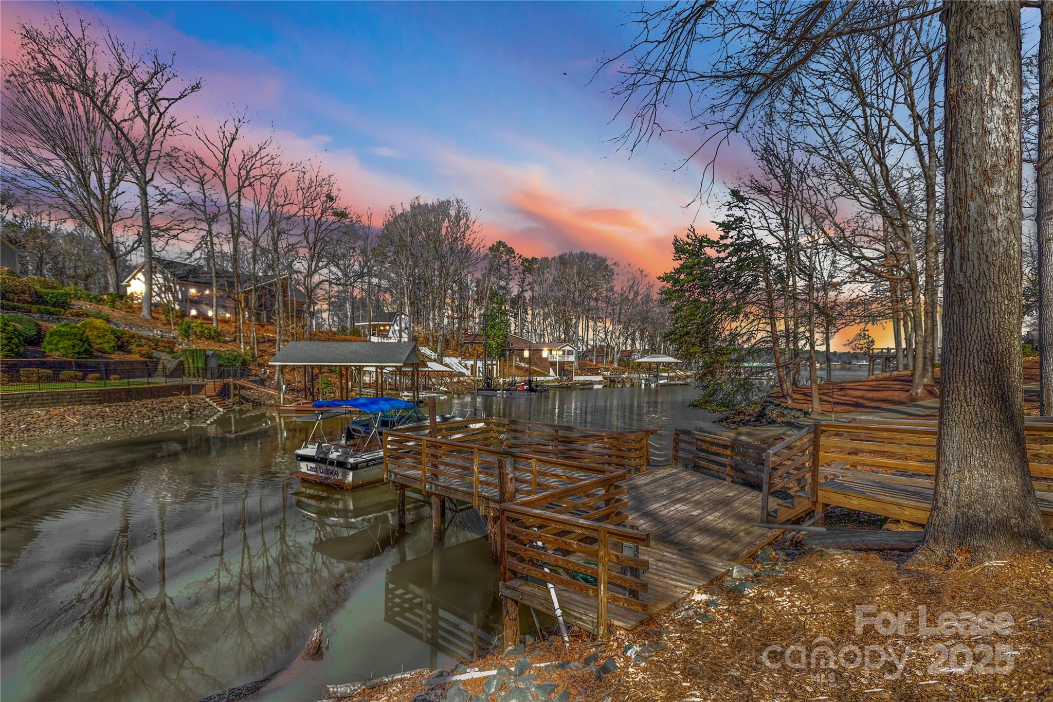 280 Lakeview Shores Loop