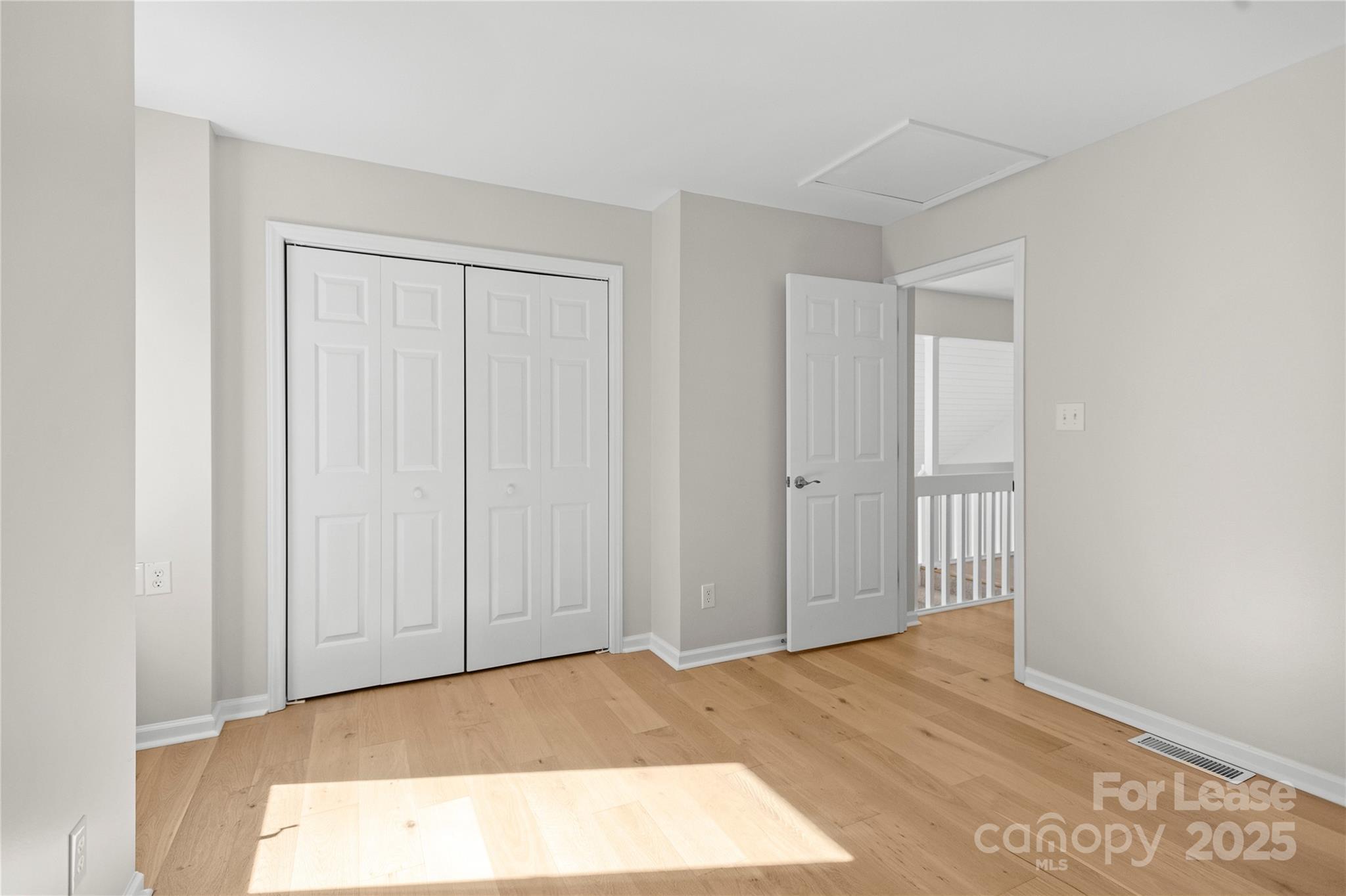 280 Lakeview Shores Loop