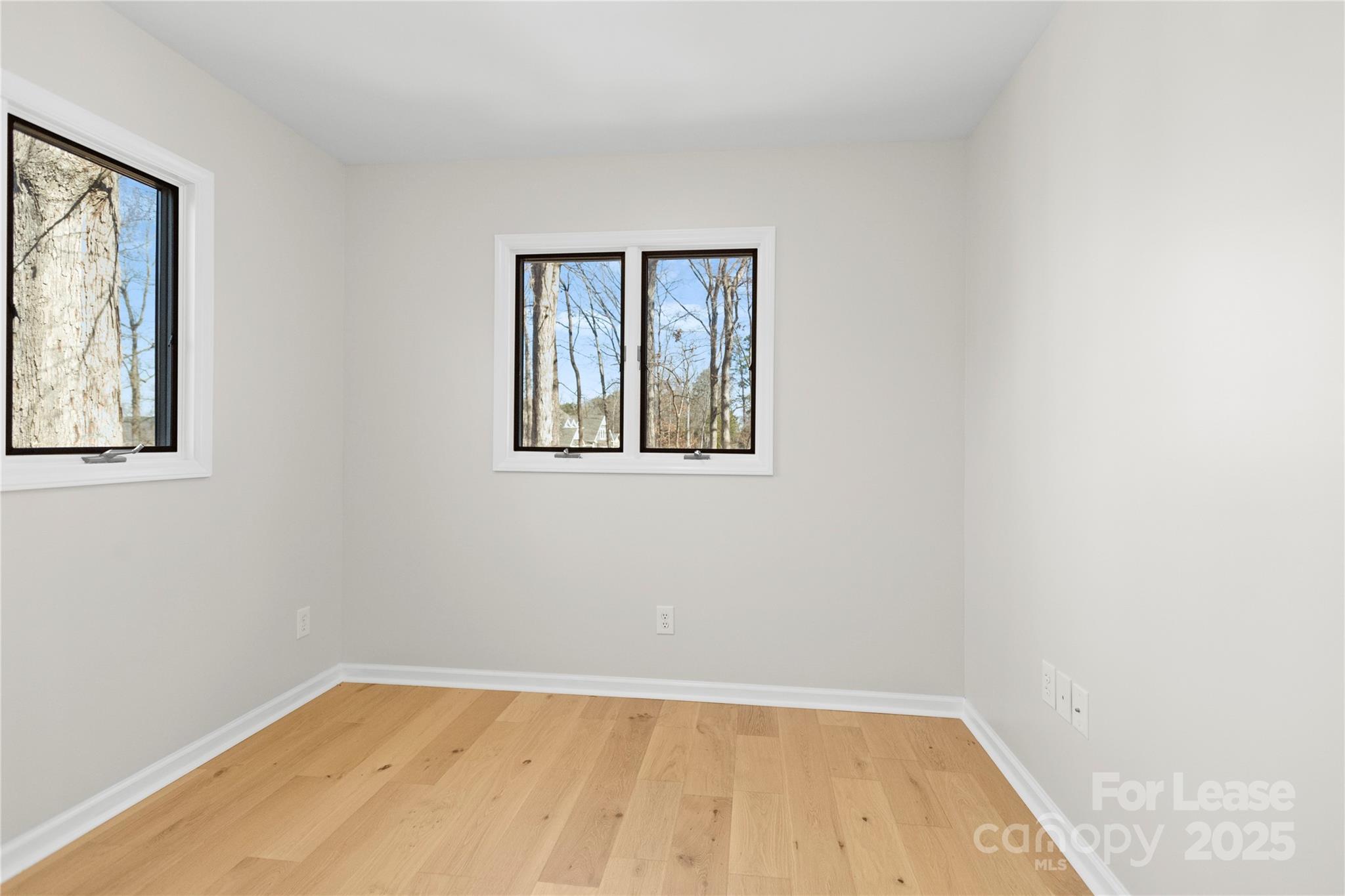 280 Lakeview Shores Loop