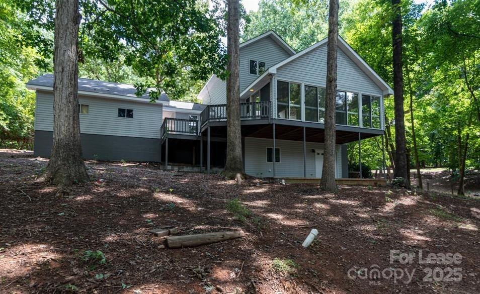 280 Lakeview Shores Loop