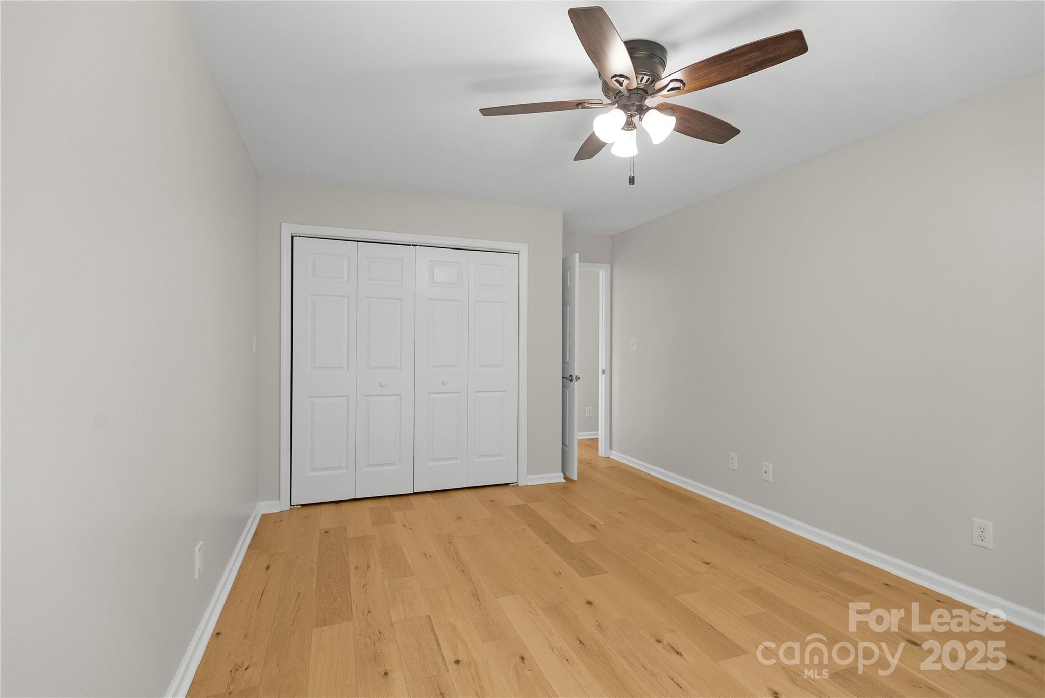 280 Lakeview Shores Loop