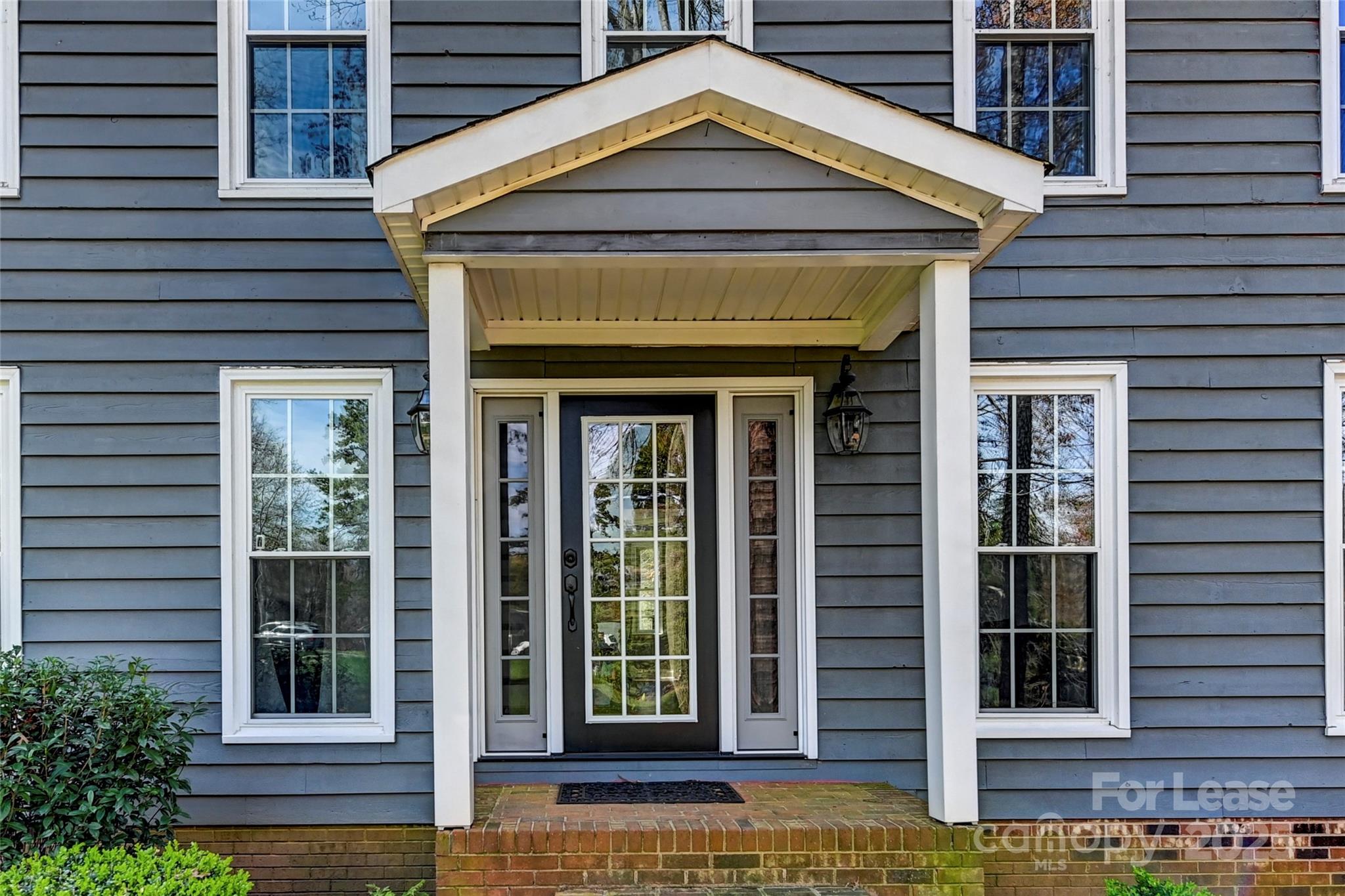 19314 Yachtman Drive