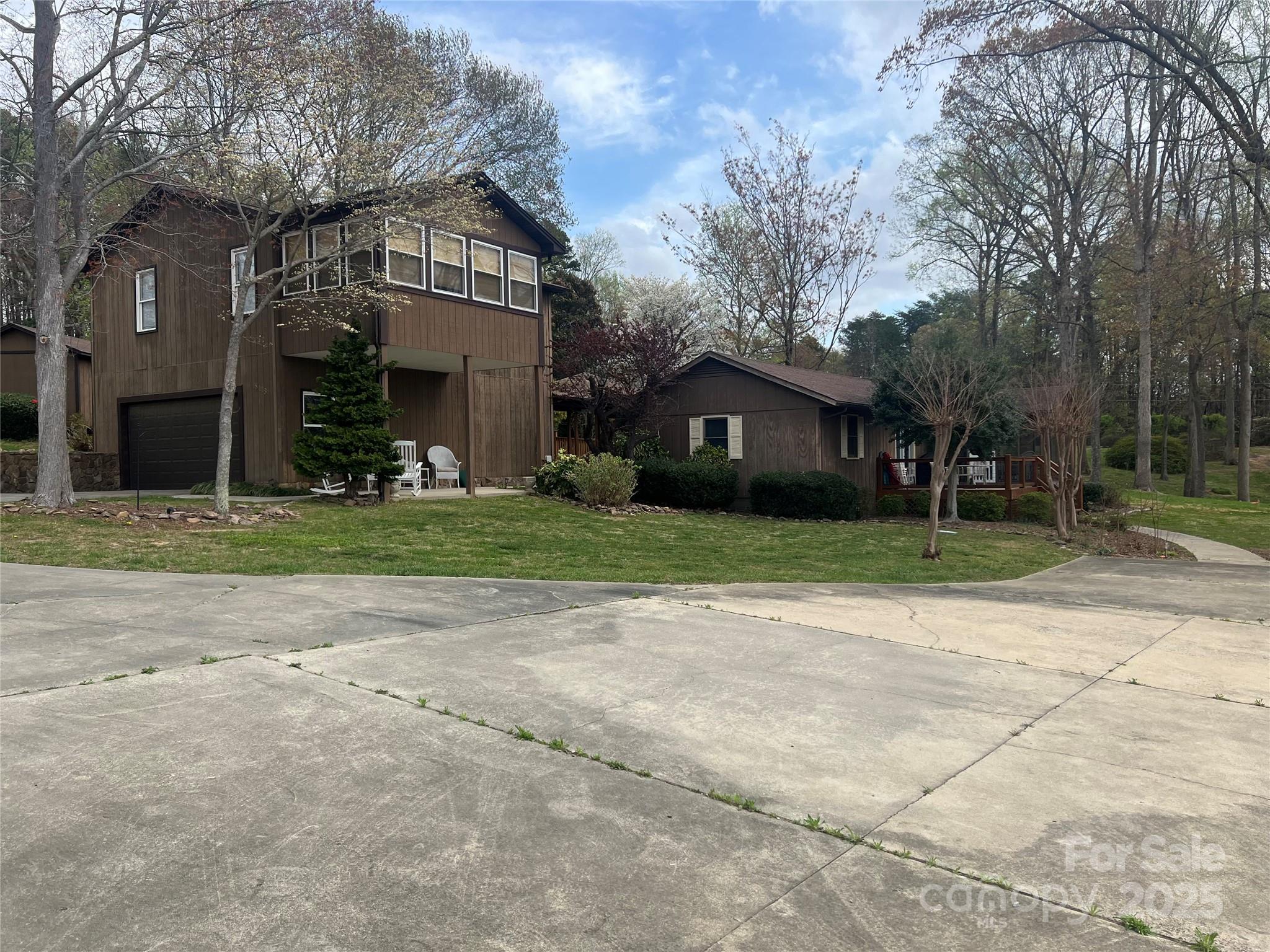 8115 Bridge View Cove