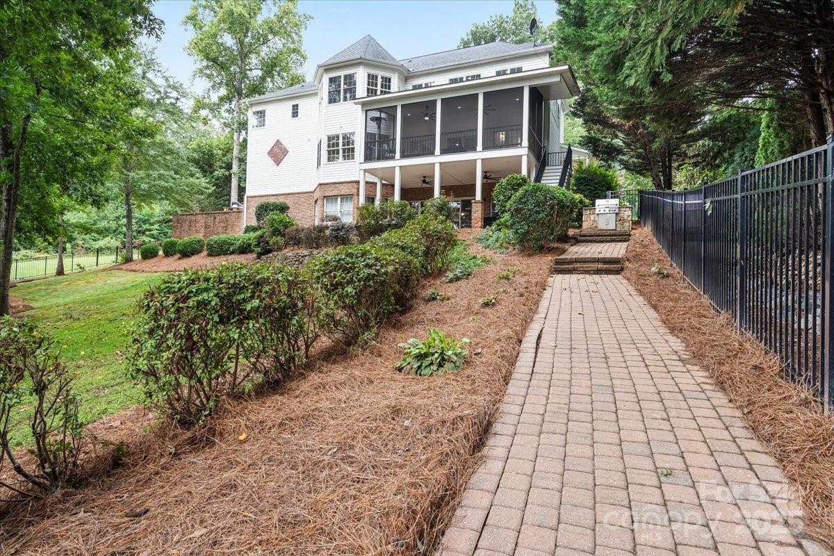 124 Sienna Lane