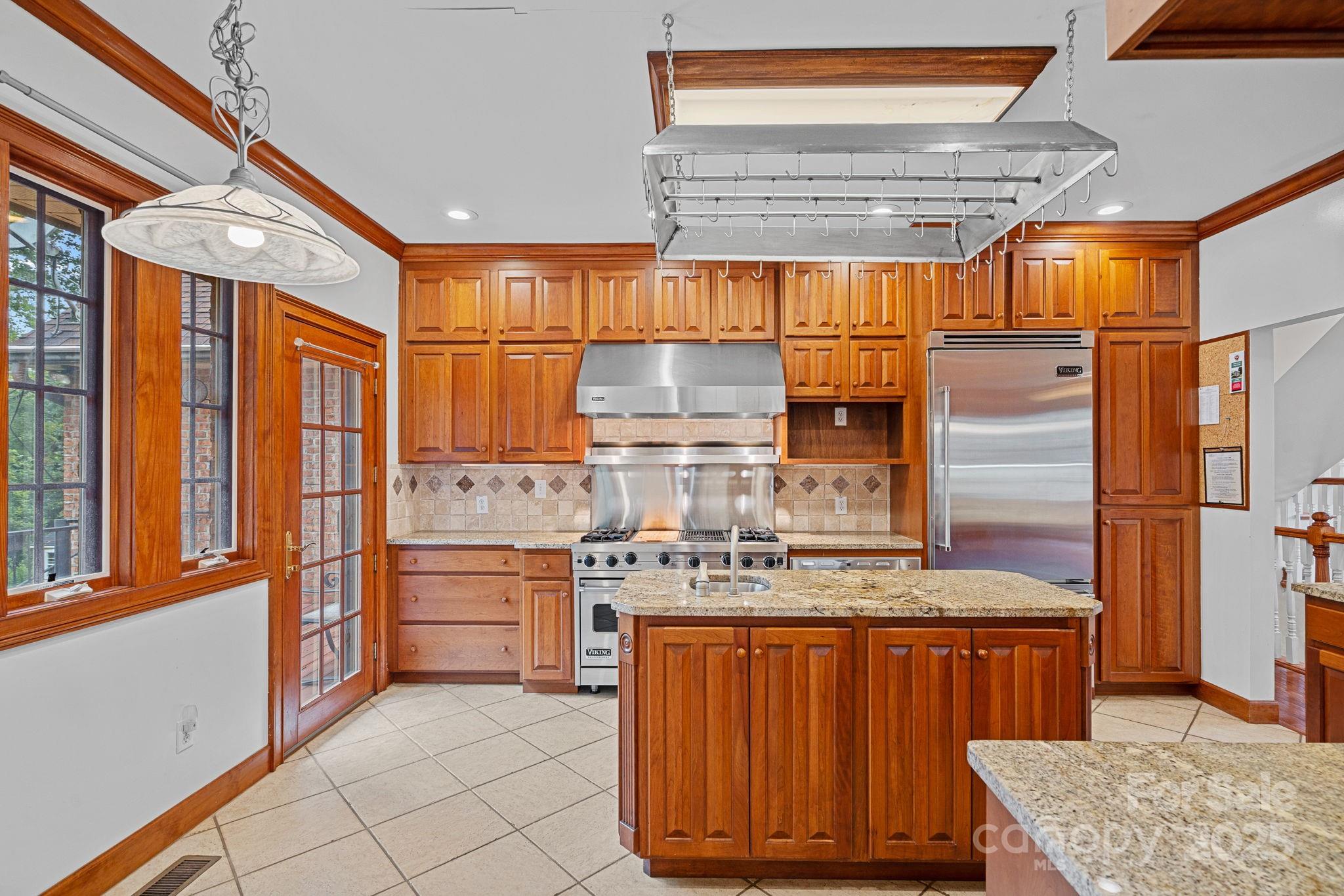123 Golden Oak Drive