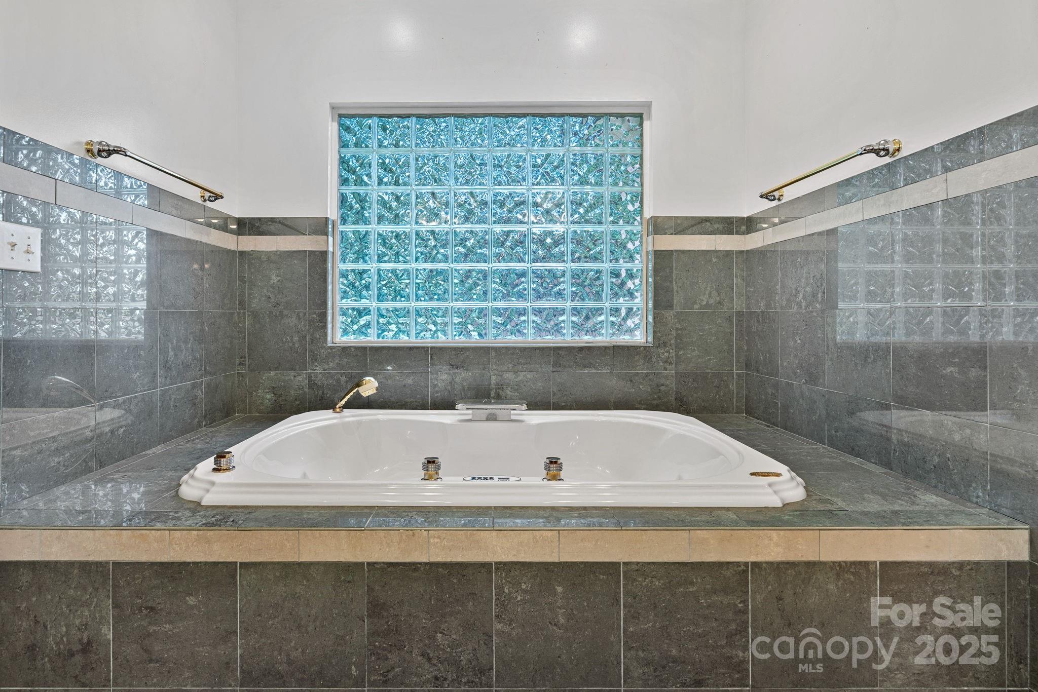 123 Golden Oak Drive