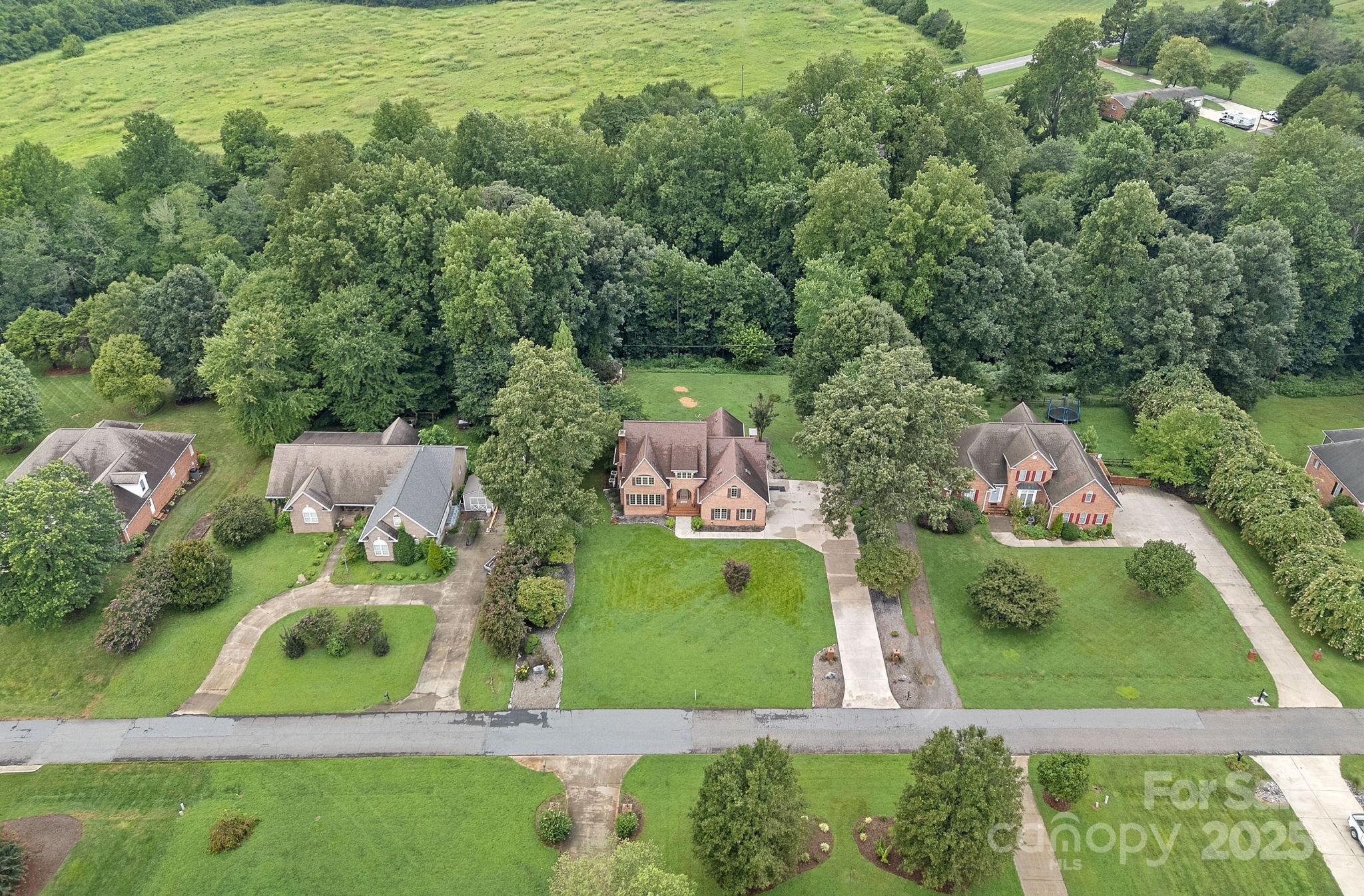 123 Golden Oak Drive