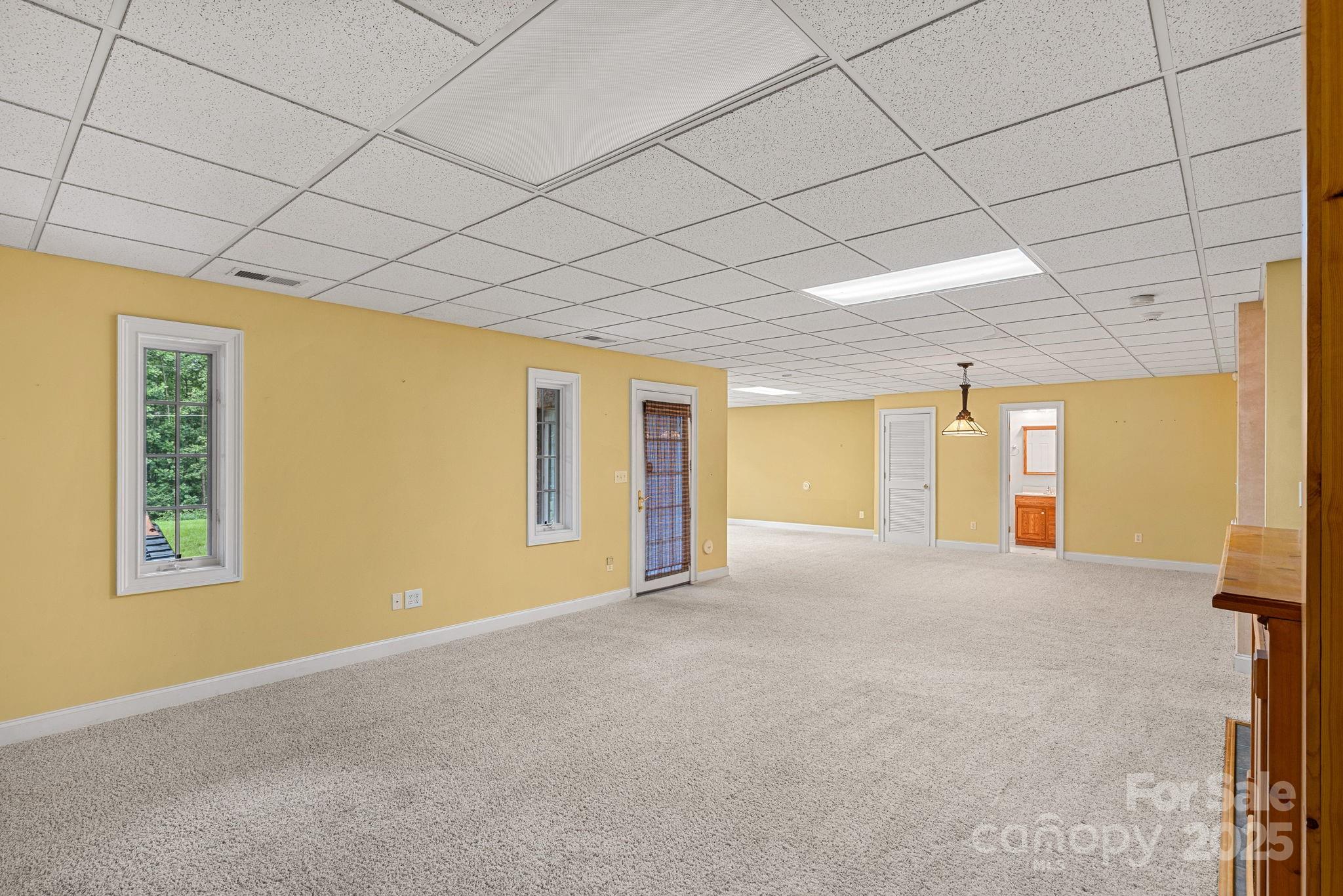 123 Golden Oak Drive