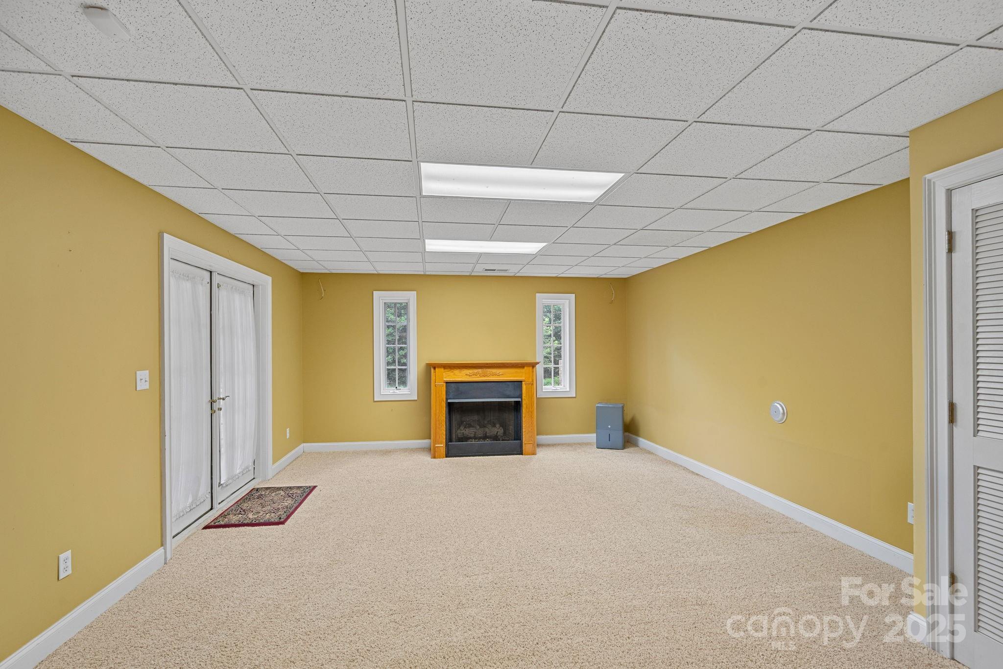 123 Golden Oak Drive
