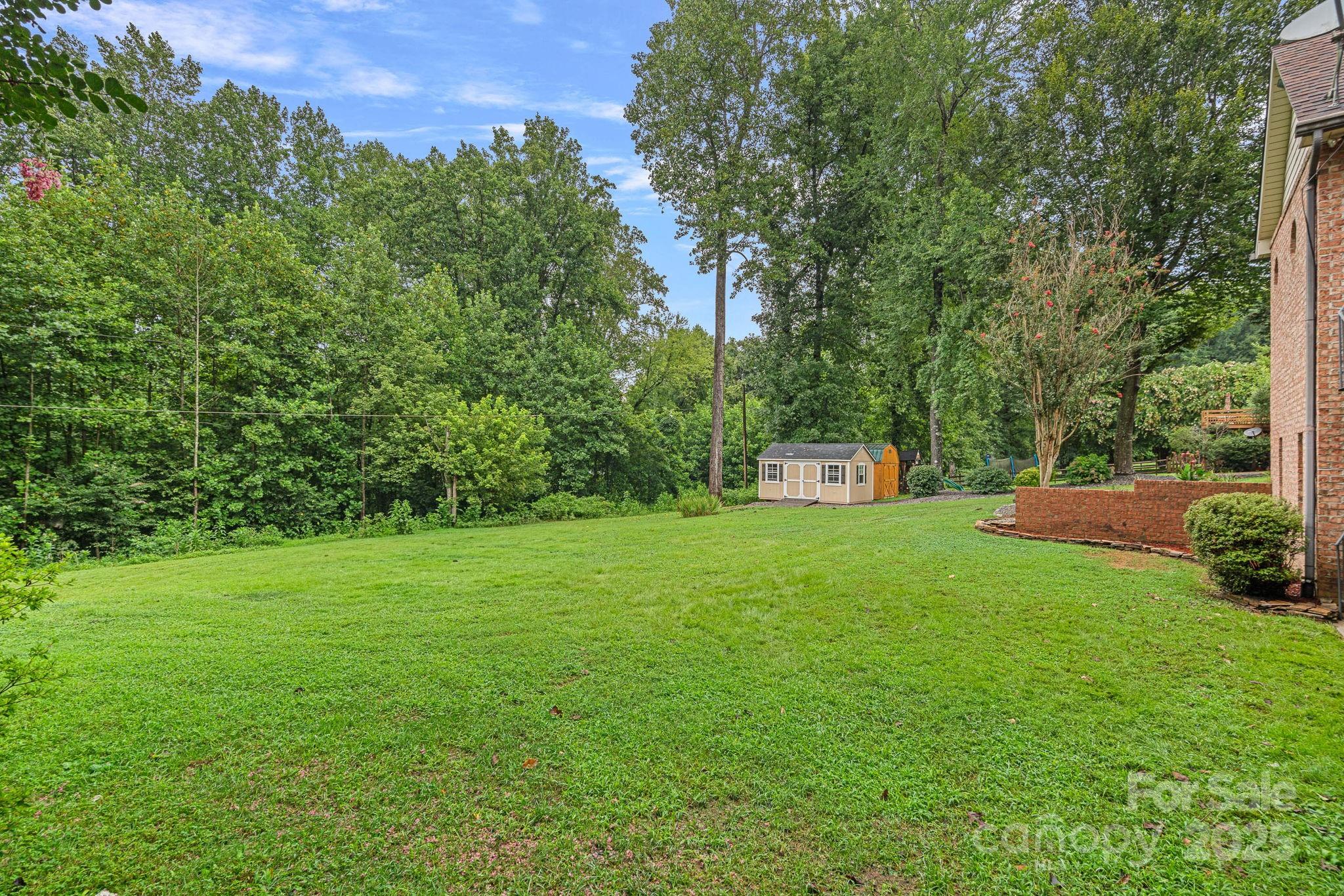 123 Golden Oak Drive