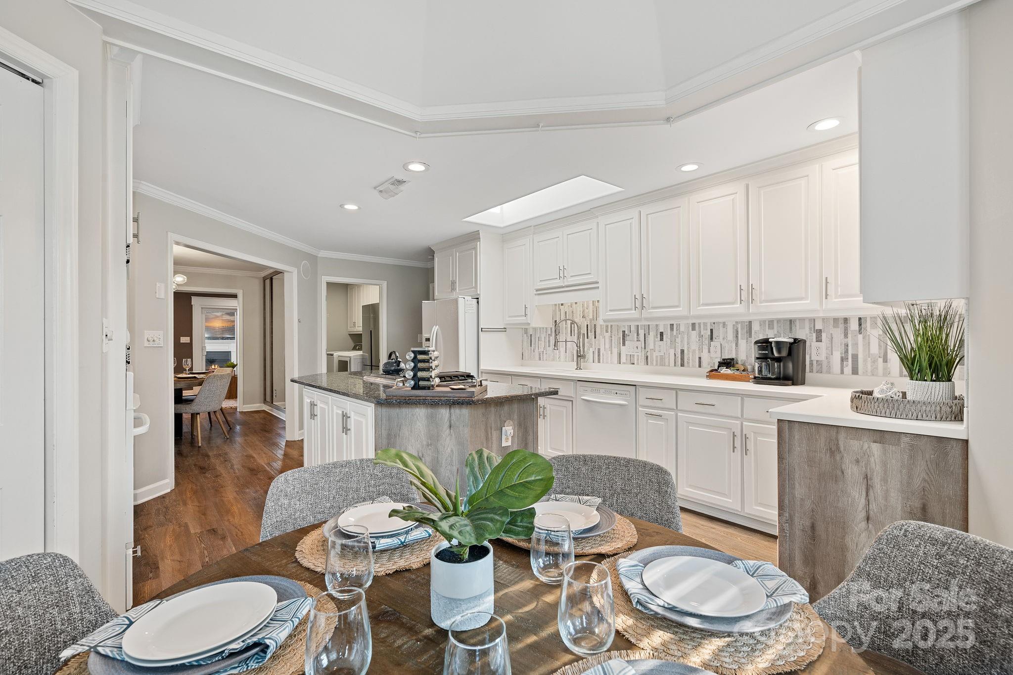 1350 Strawberry Lane