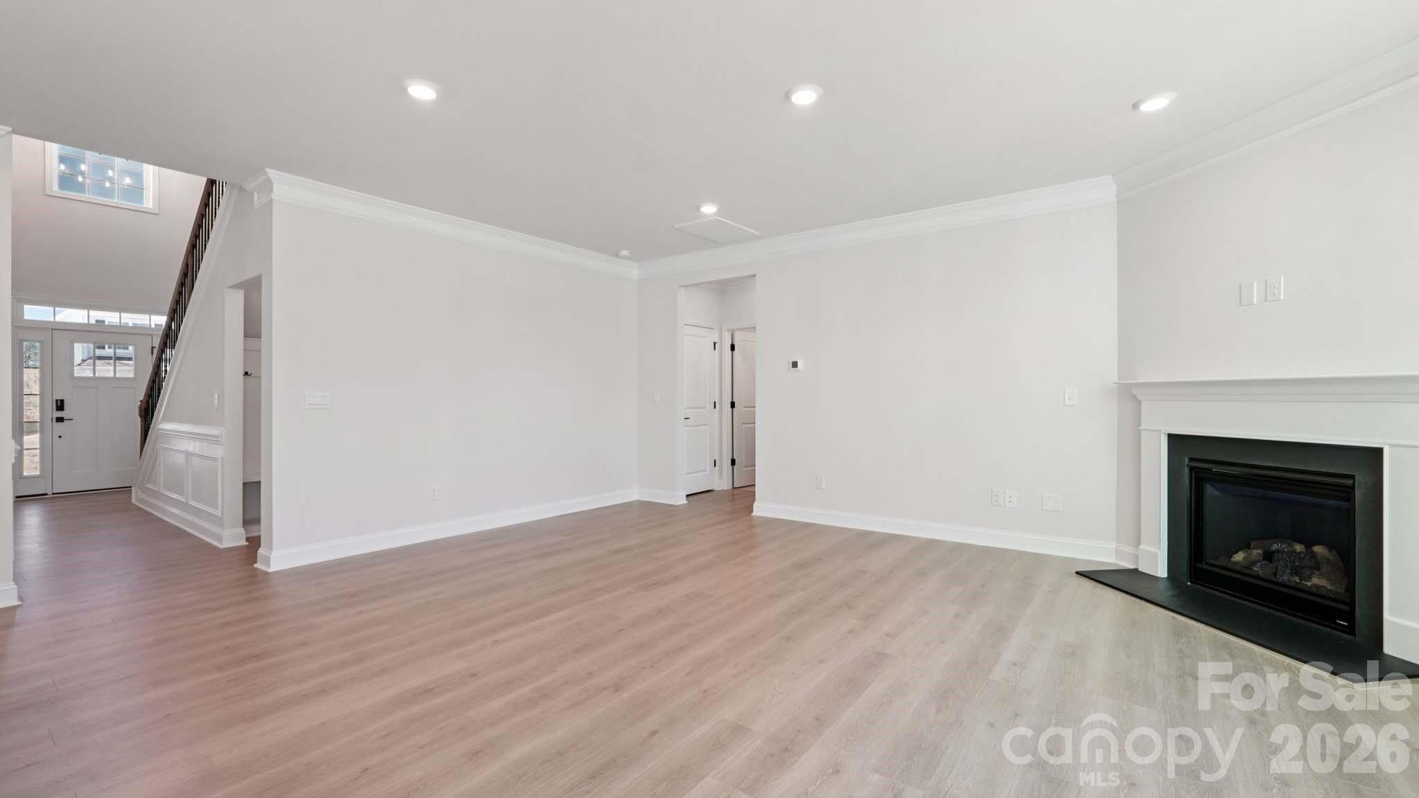 7185 Sylvan Retreat Drive