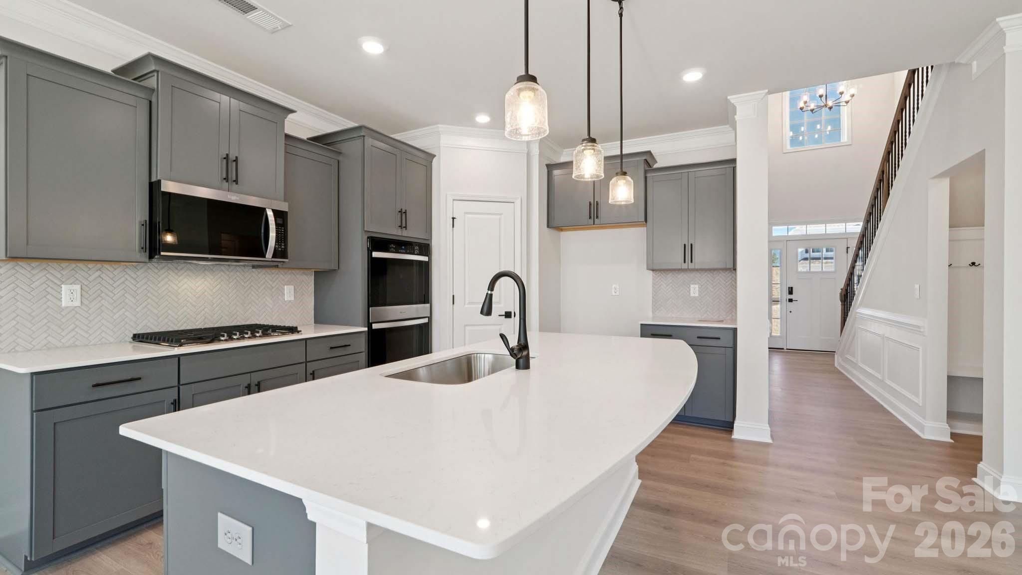 7185 Sylvan Retreat Drive