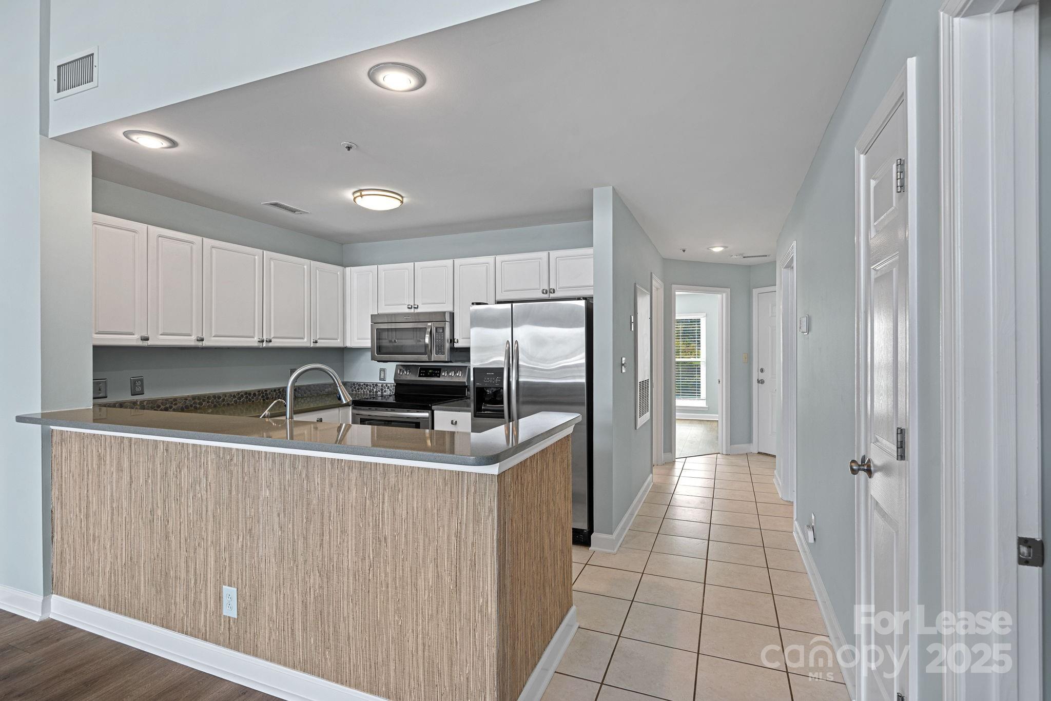 18663 Vineyard Point Lane