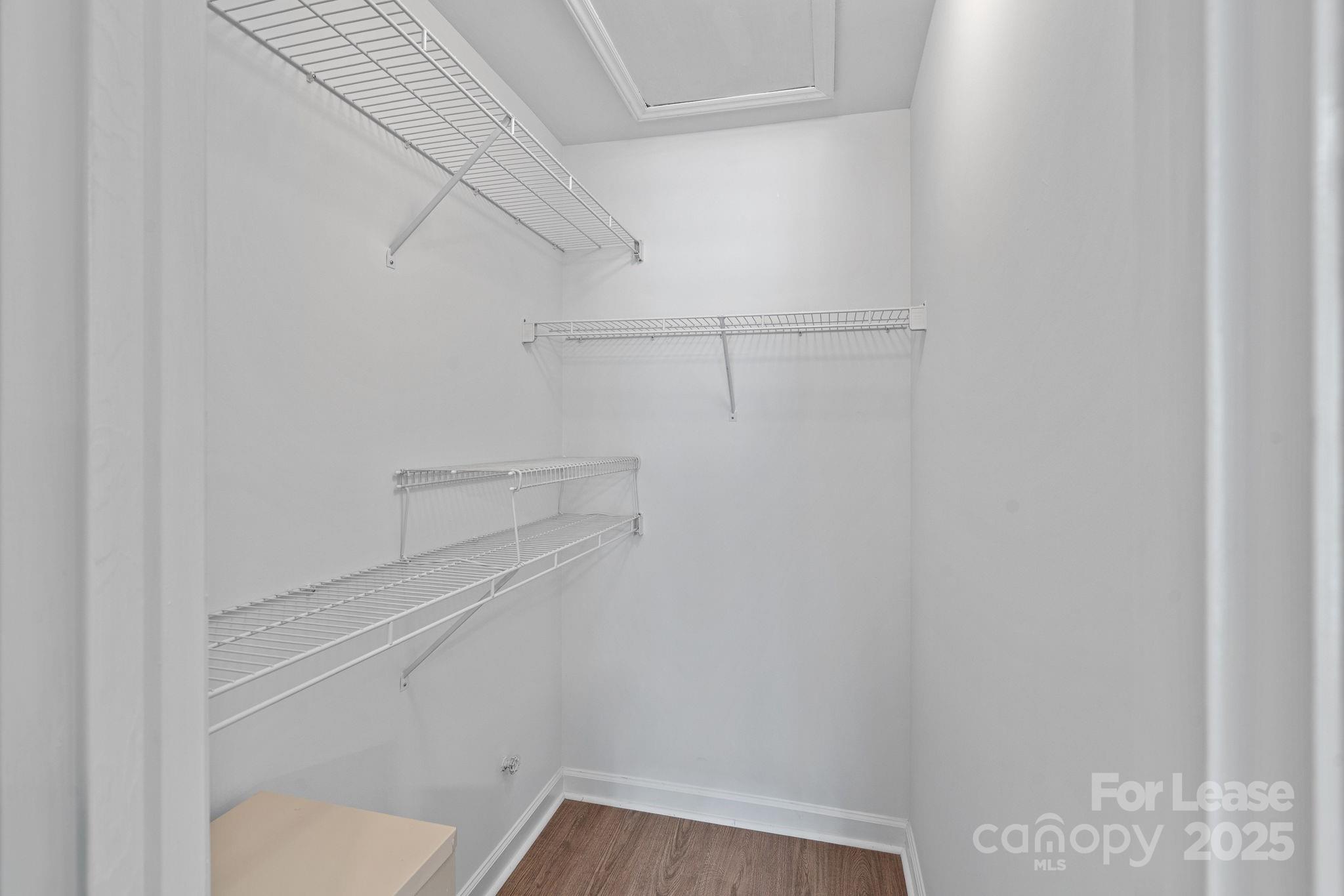 18663 Vineyard Point Lane