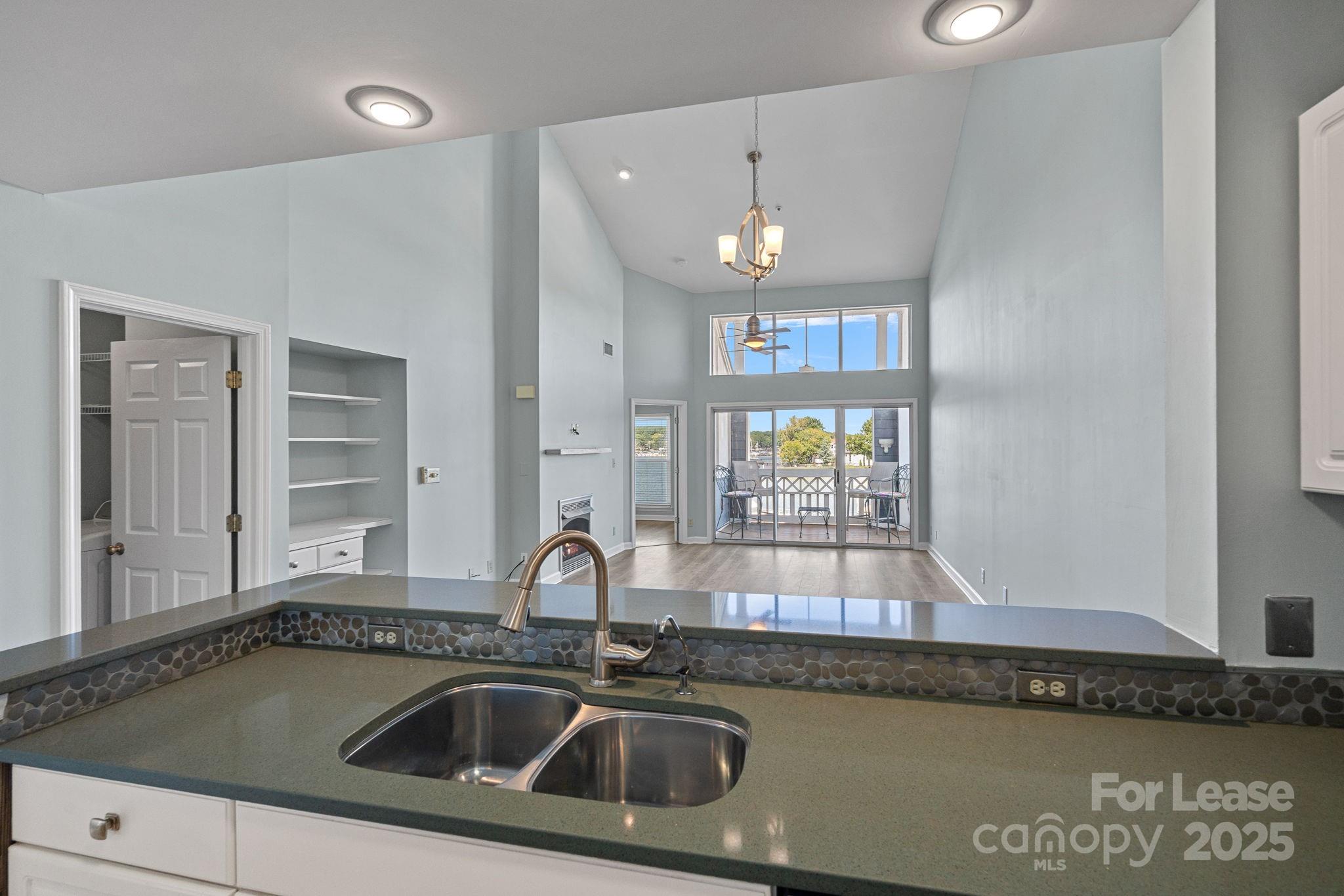 18663 Vineyard Point Lane