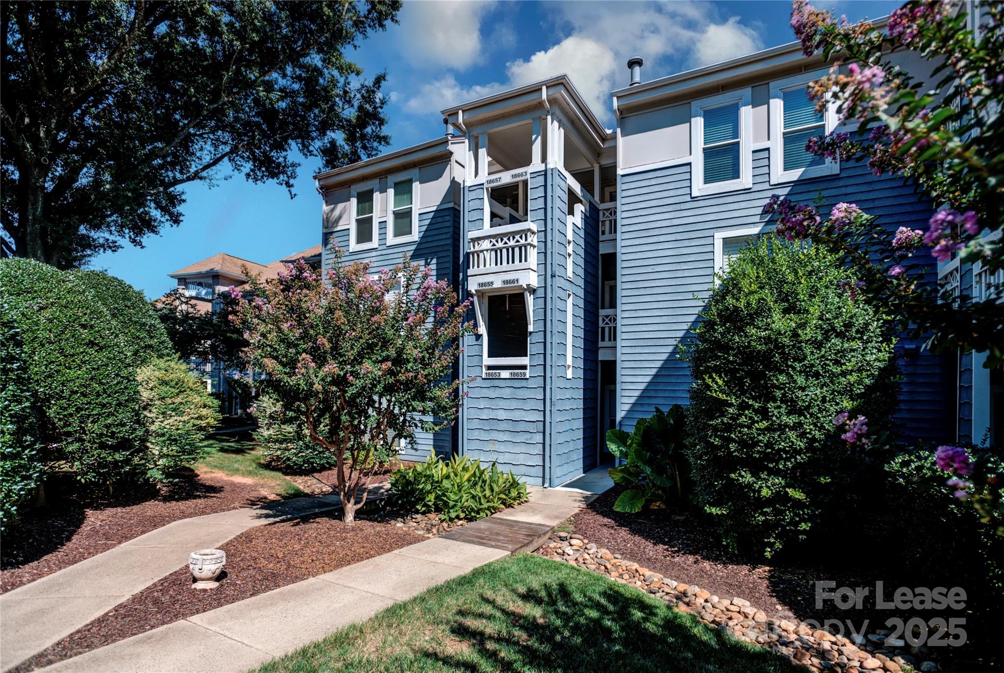 18663 Vineyard Point Lane