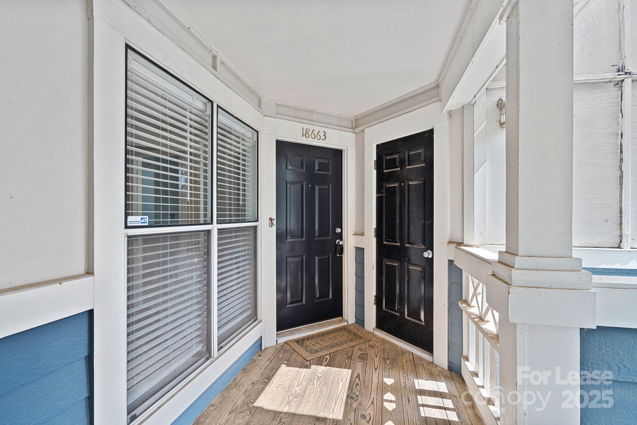 18663 Vineyard Point Lane