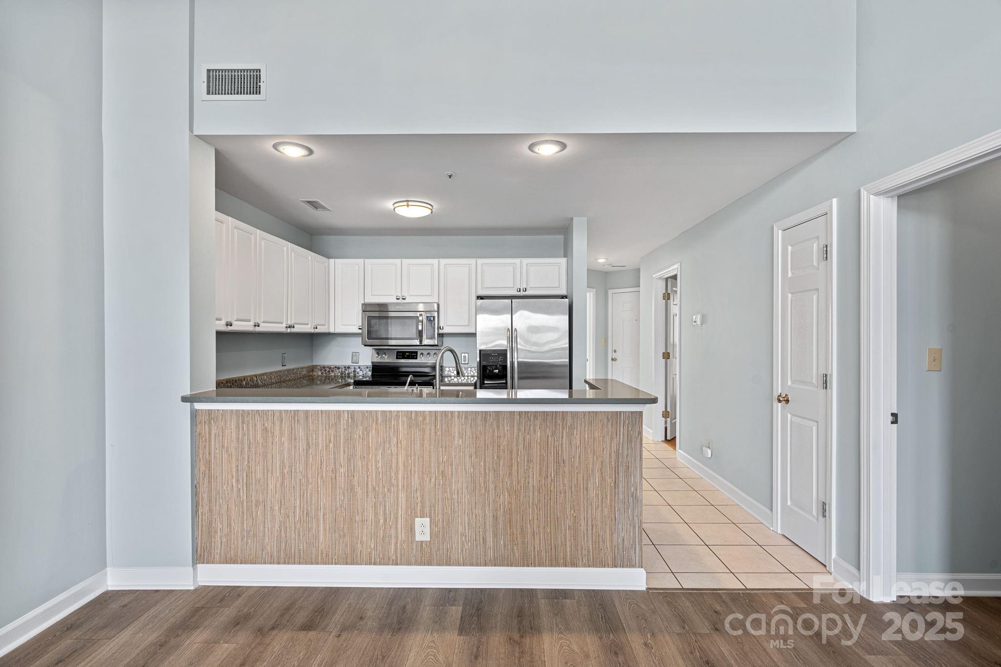 18663 Vineyard Point Lane