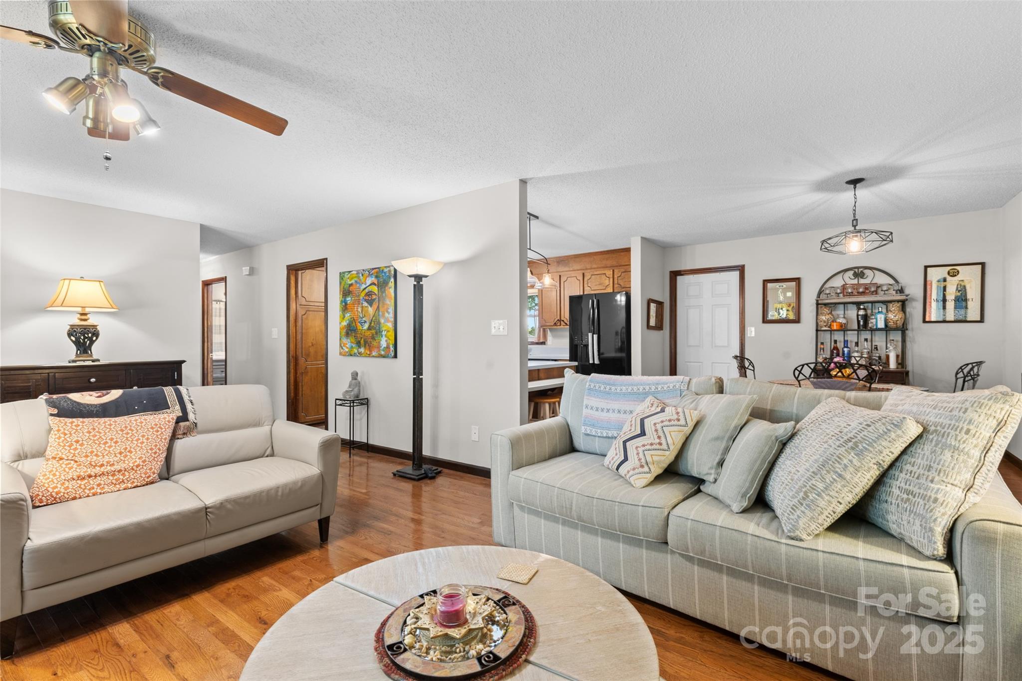 4920 Surfwood Drive